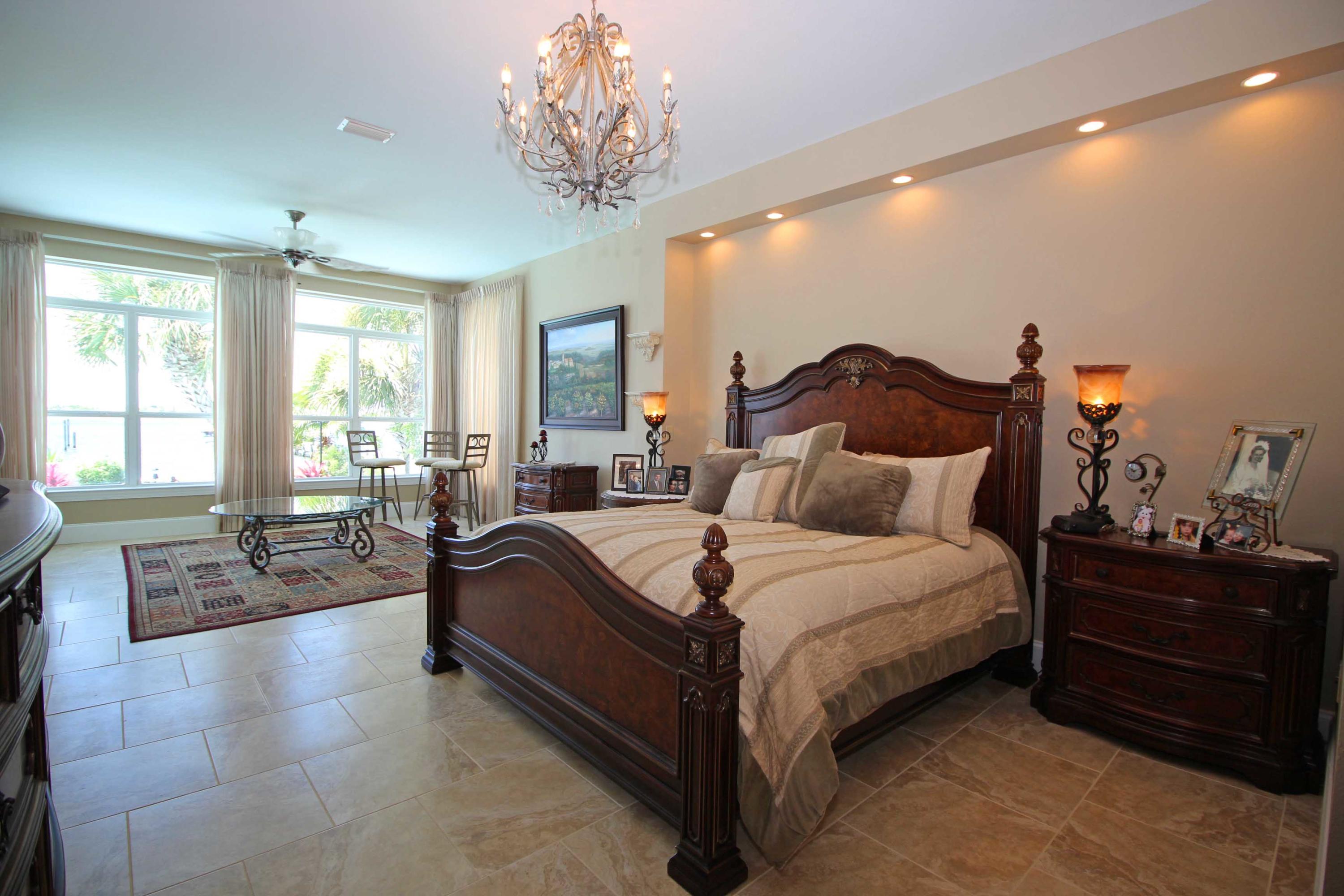 SPARKLING WATERS - Residential