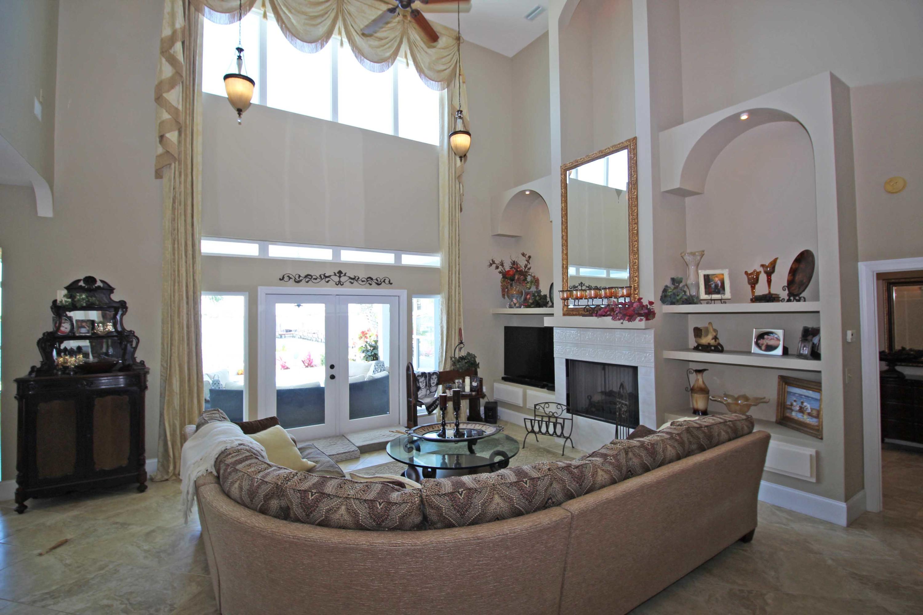 SPARKLING WATERS - Residential