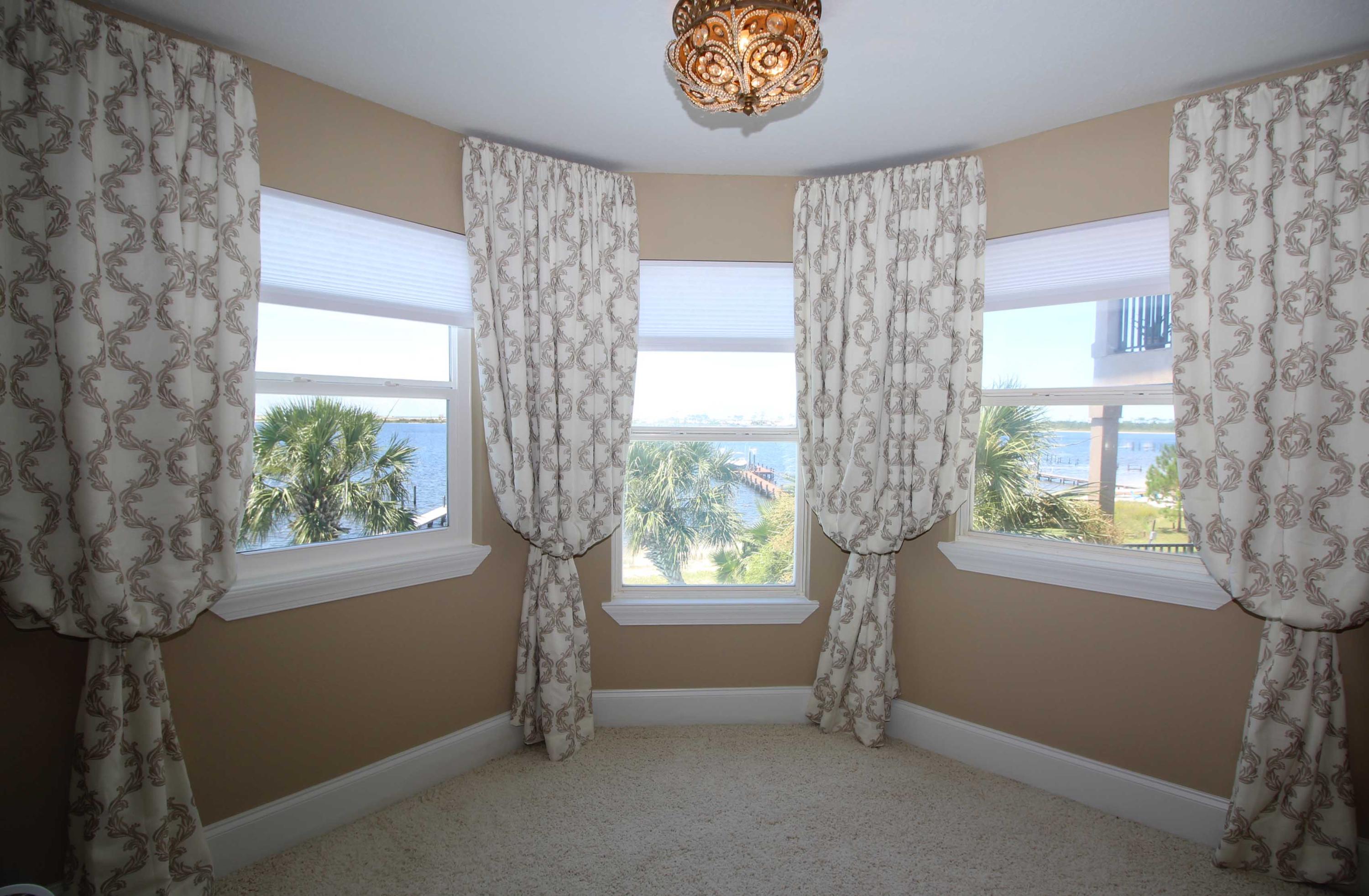 SPARKLING WATERS - Residential