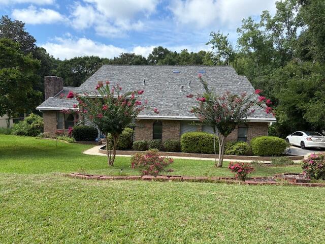 Coming Soon. Three plus bedroom and three full bath on the lake in popular Rocky Bayou Country Club Estates. Nicely landscaped property in a conforming neighborhood. Pleasing front elevation with side entry garage. Convenient location close to everything Niceville has to offer. - award winning schools., shopping, medical, recreation, and Eglin Air Force Base, the area's largest employer. Short drive to Destin's world class beaches!!! Added Florida room provides a quiet and relaxing view.Good size loft adds flexability of use. Larger garage with space for work bench.Lots of storage space in walk in attic and storeroom below deck. A very comfortable and well maintained property. Call for showing.