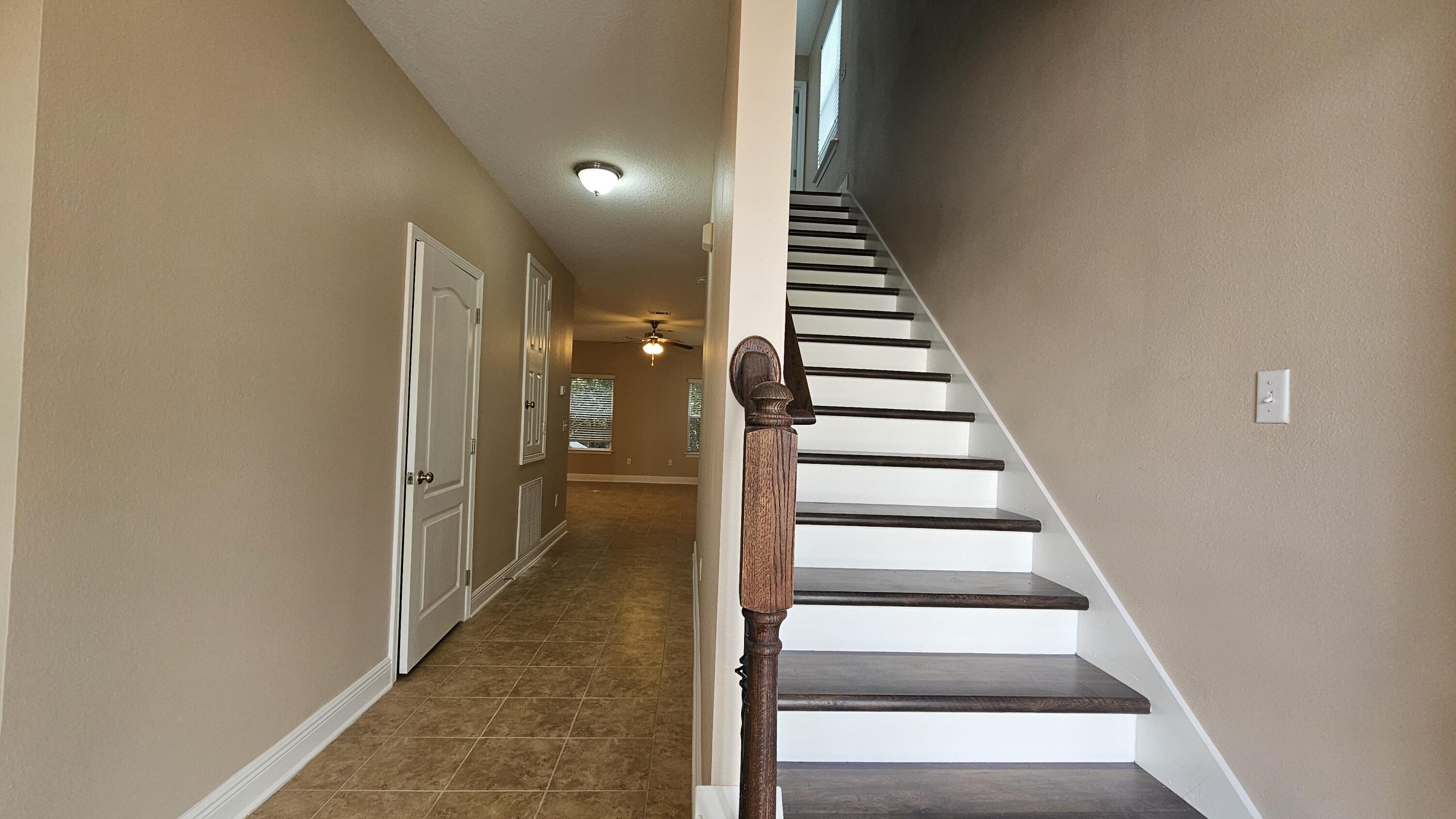 MOSAIC OAKS - Residential Lease