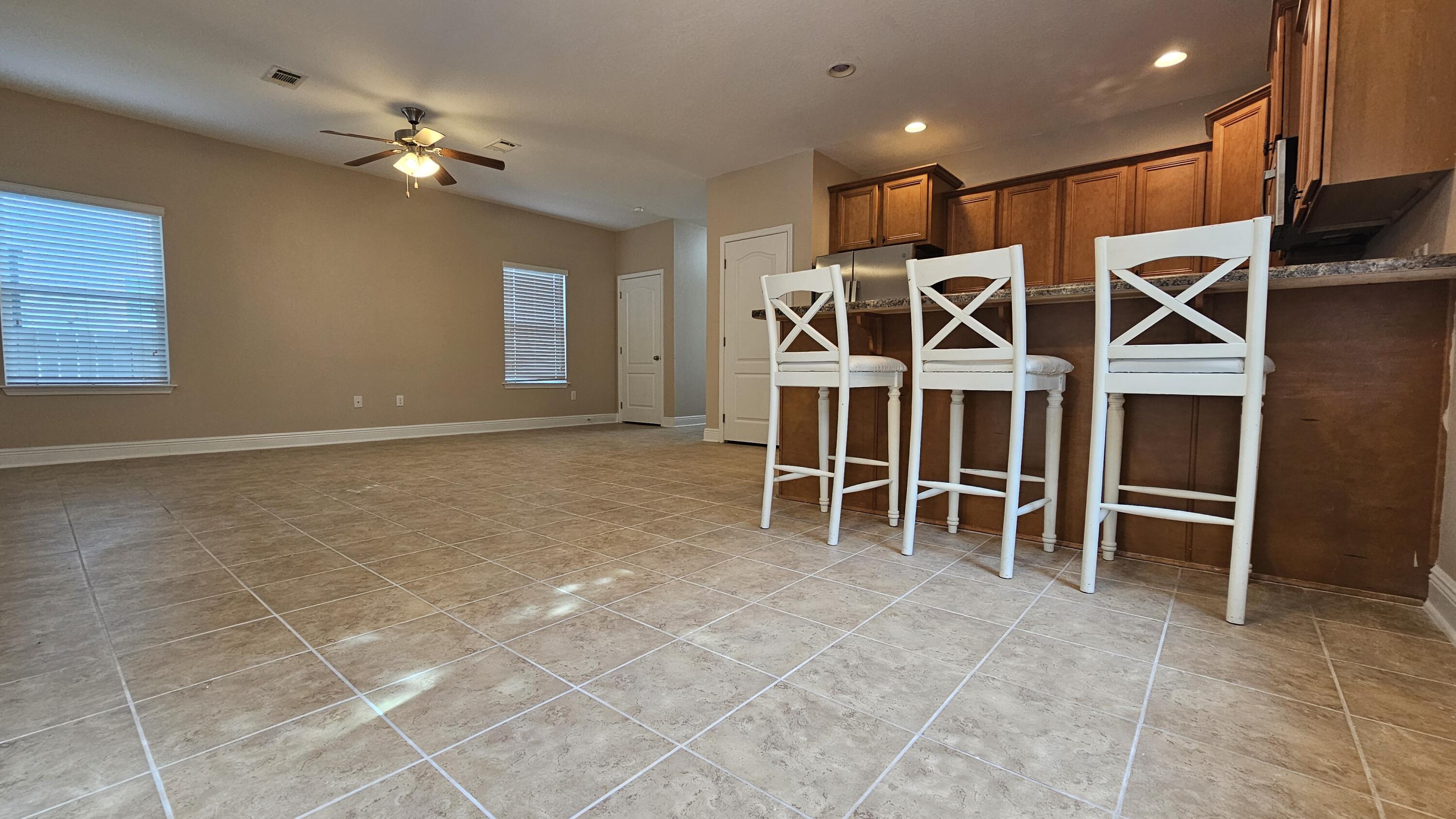 MOSAIC OAKS - Residential Lease