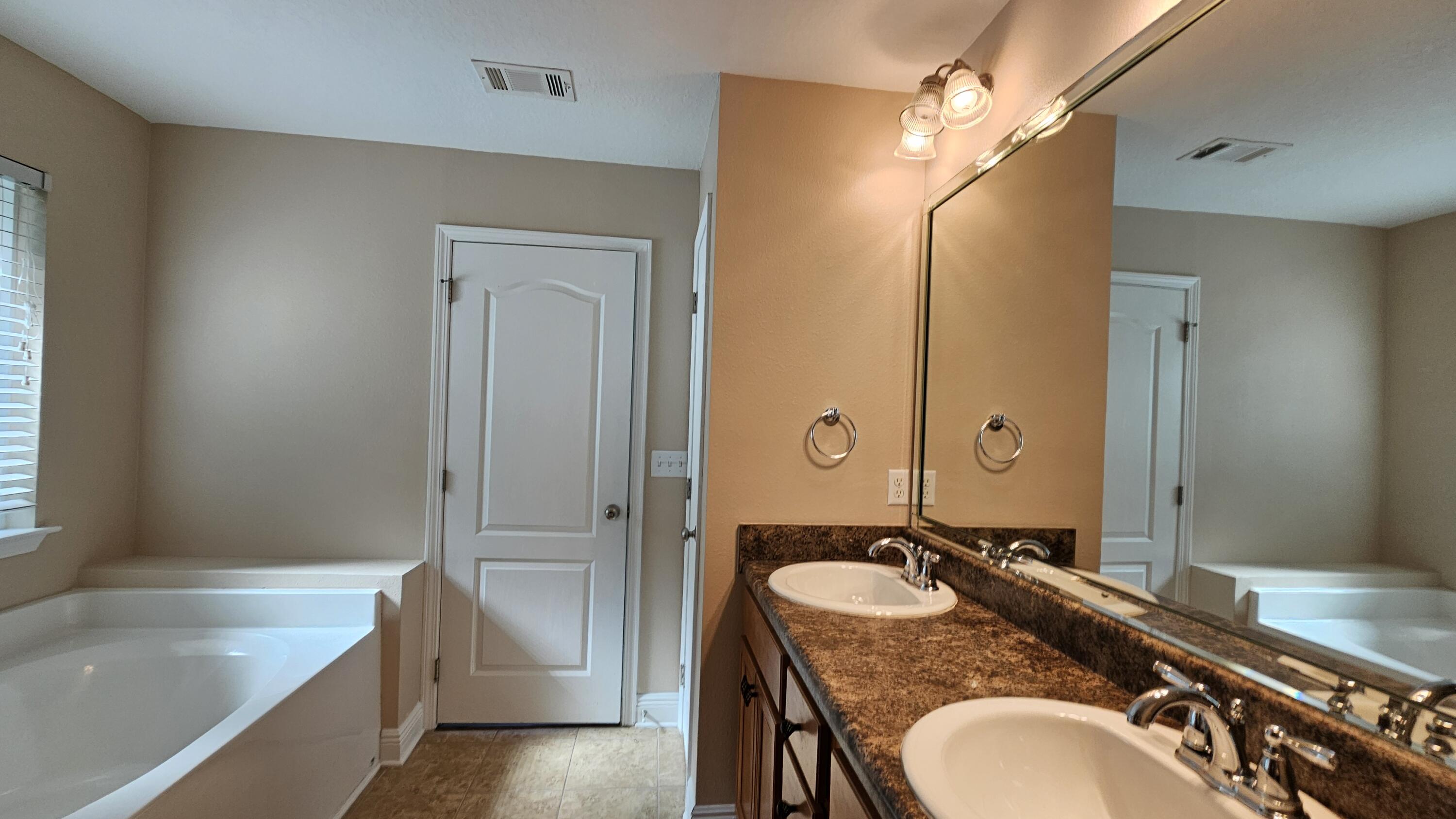 MOSAIC OAKS - Residential Lease