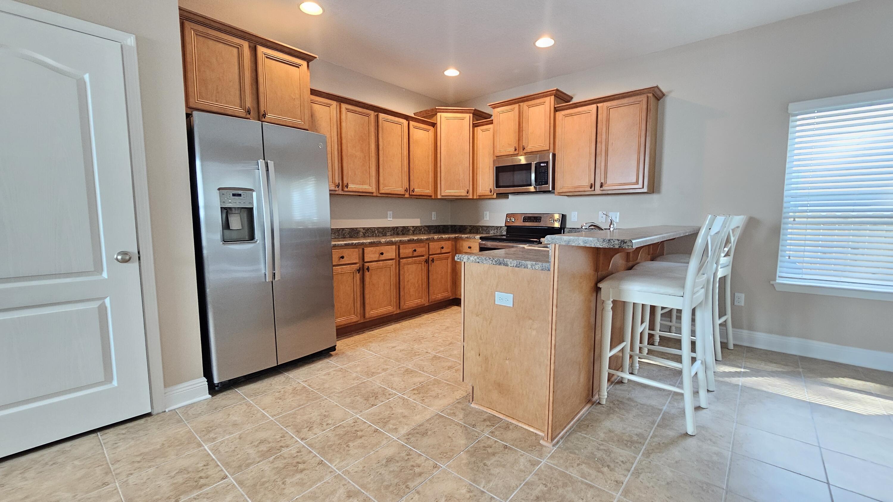 MOSAIC OAKS - Residential Lease