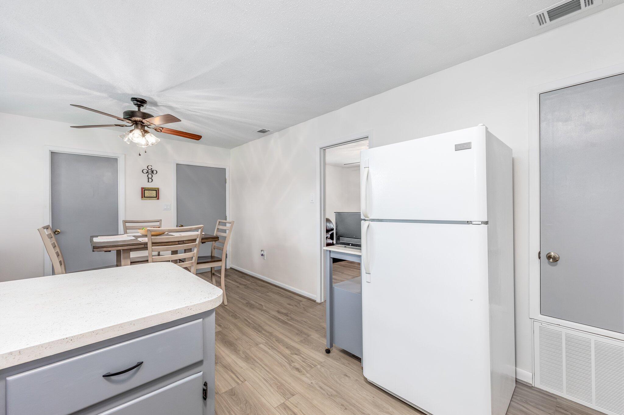 ADAMS POWELL EAST - Residential