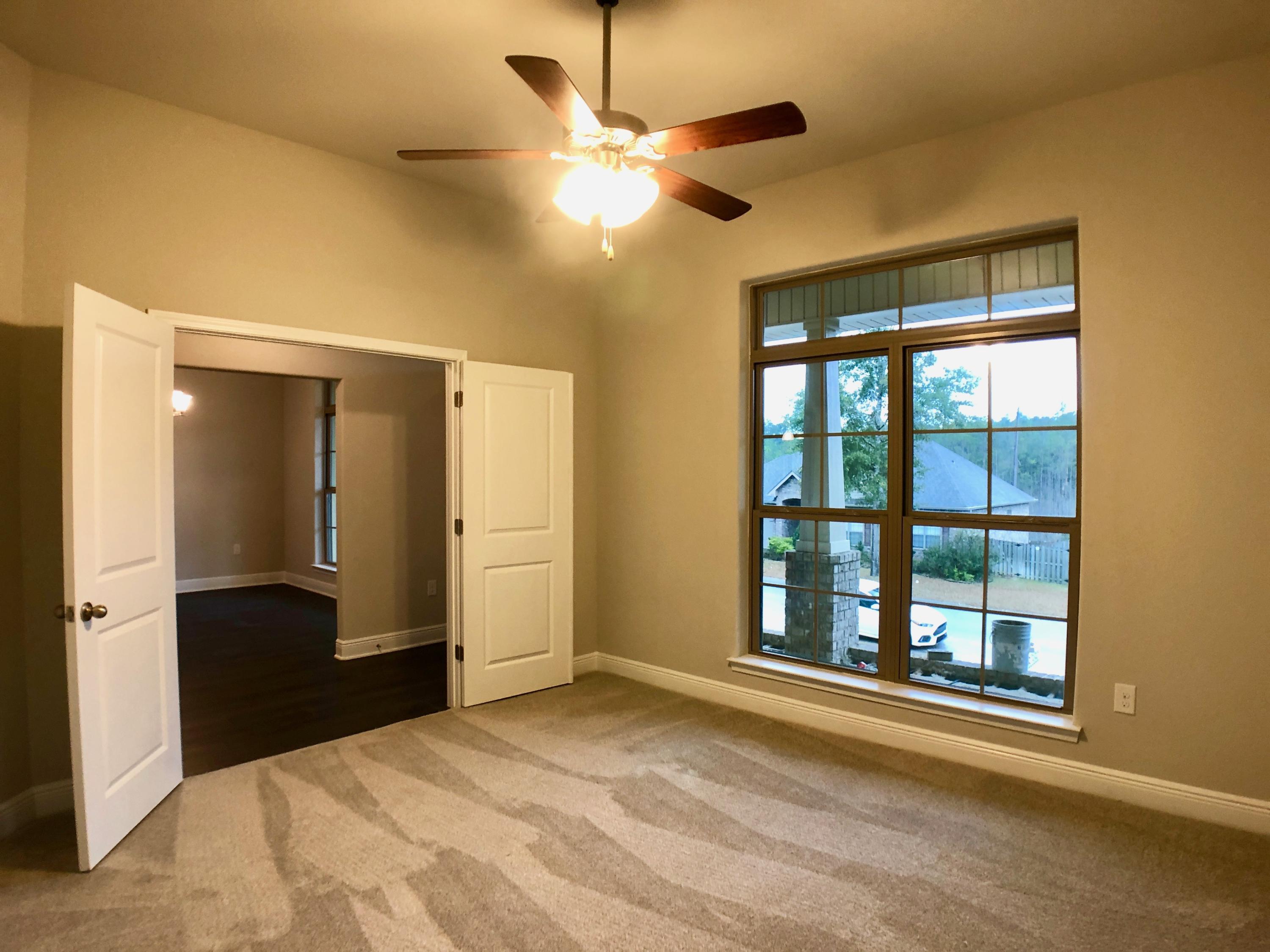 FOX VALLEY - Residential