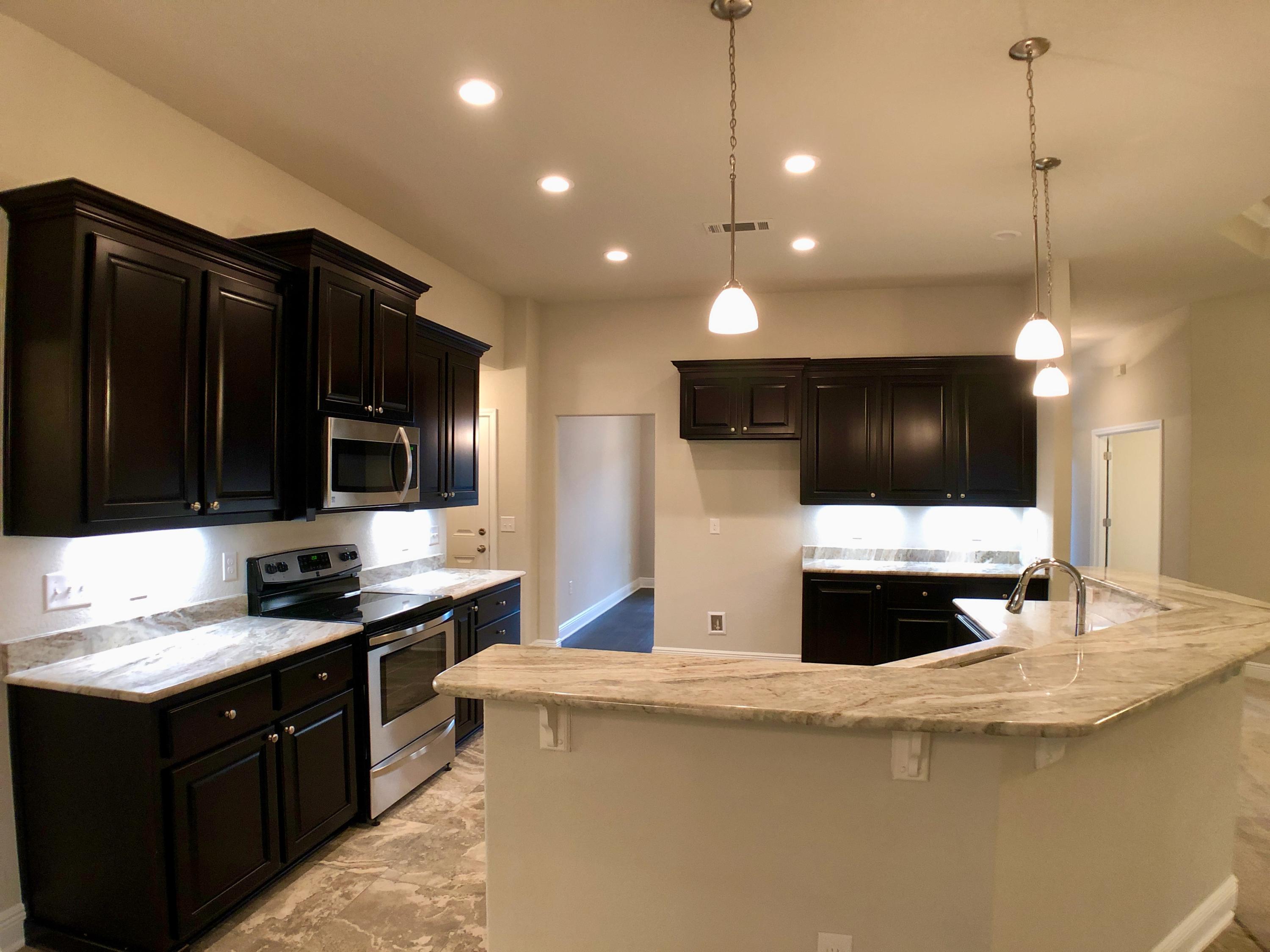 FOX VALLEY - Residential