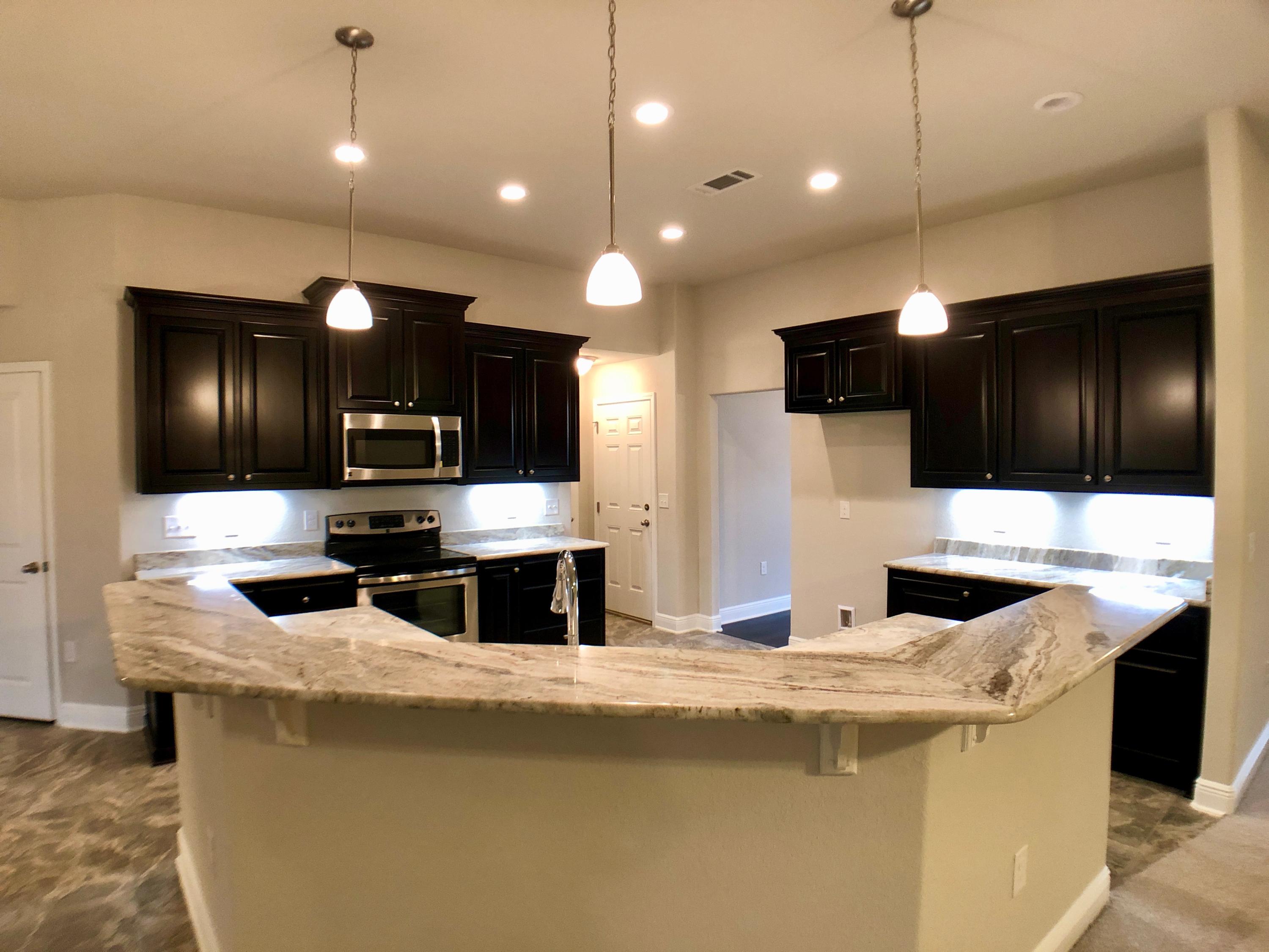 FOX VALLEY - Residential