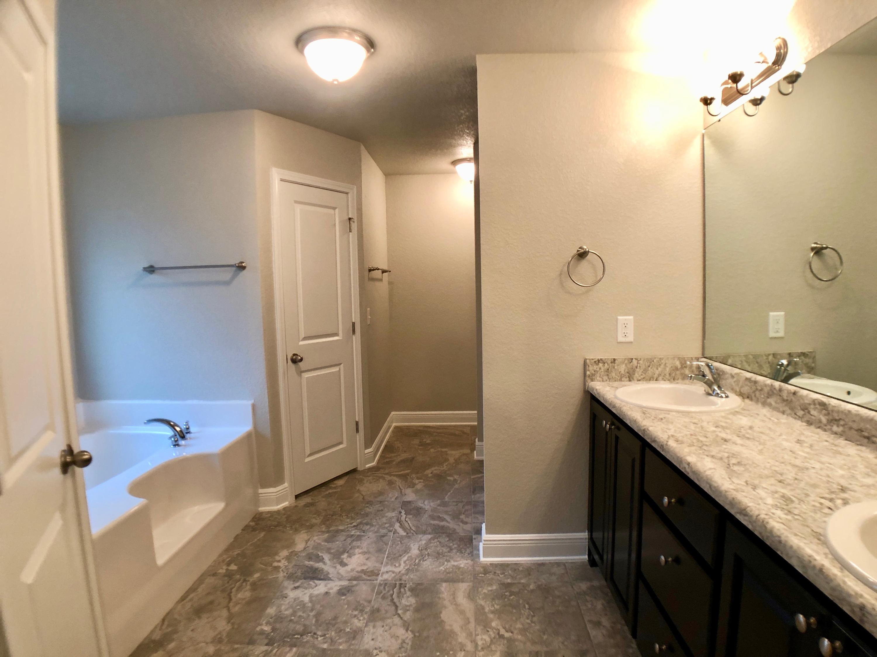 FOX VALLEY - Residential