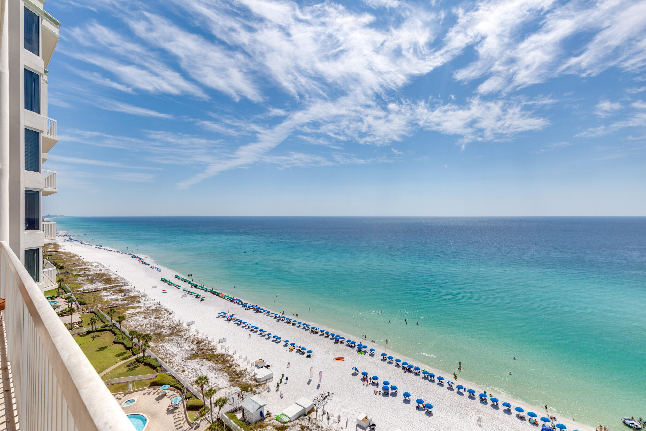 SILVER BEACH TOWERS - Residential
