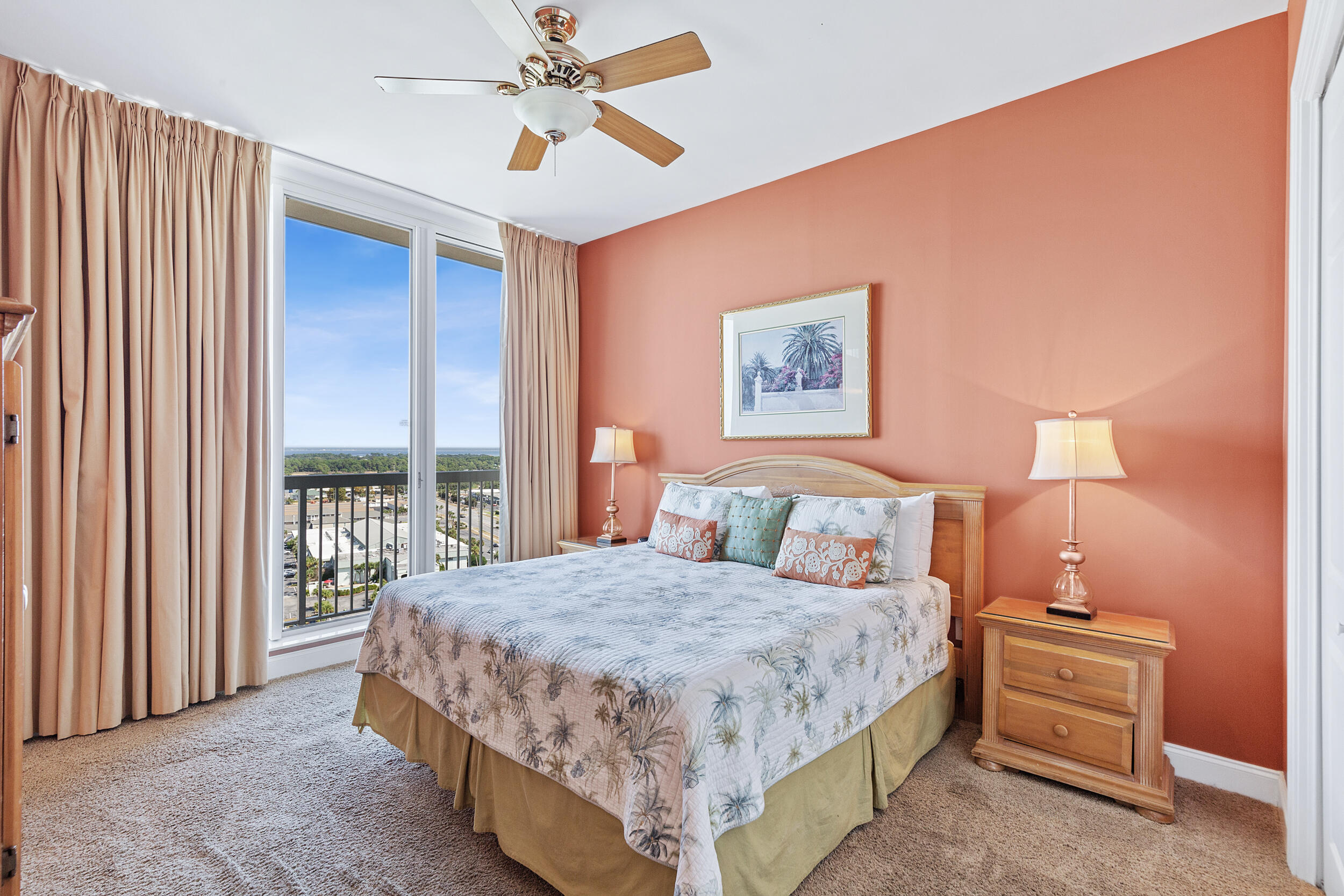 SILVER BEACH TOWERS - Residential