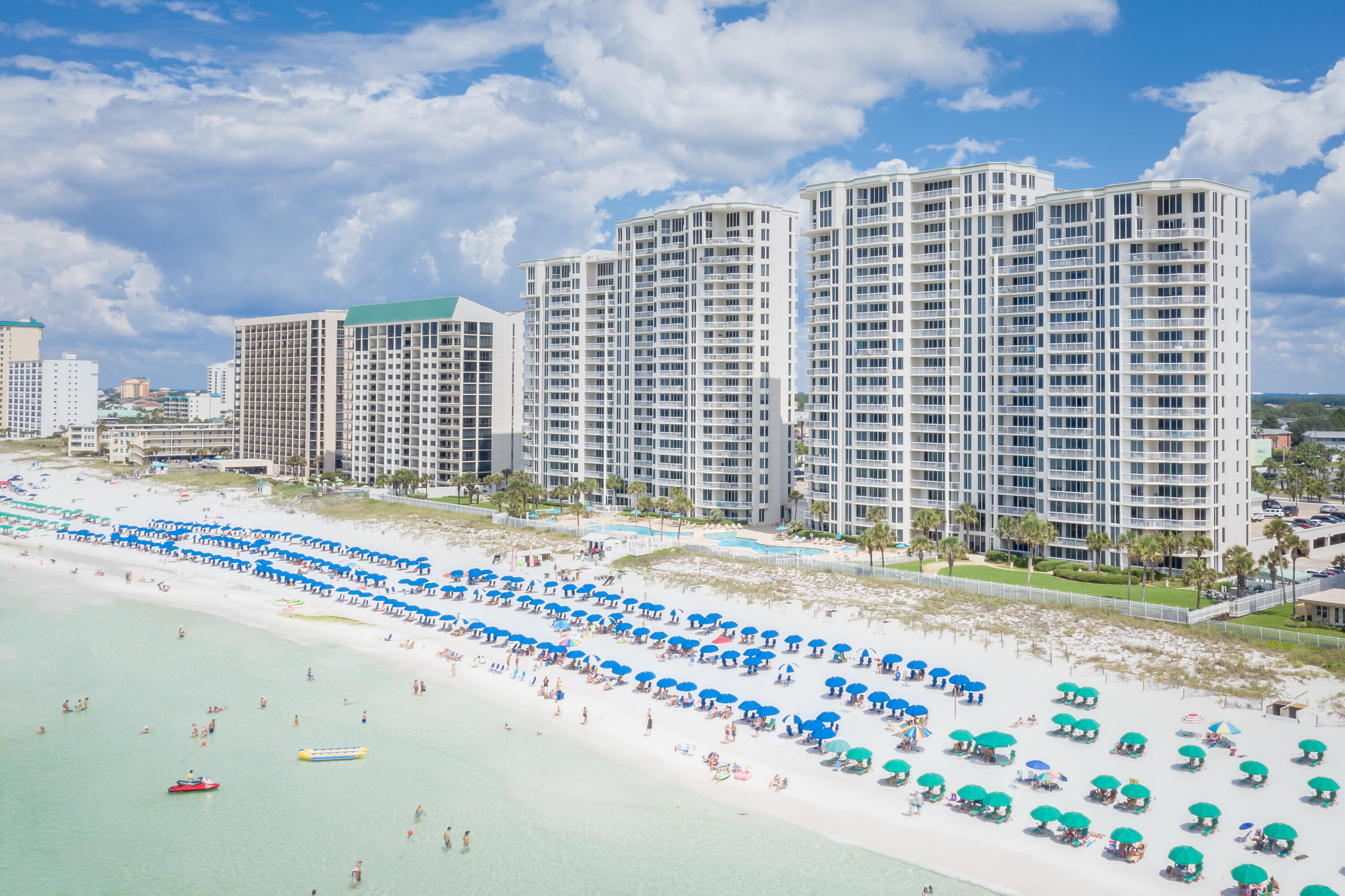 SILVER BEACH TOWERS - Residential