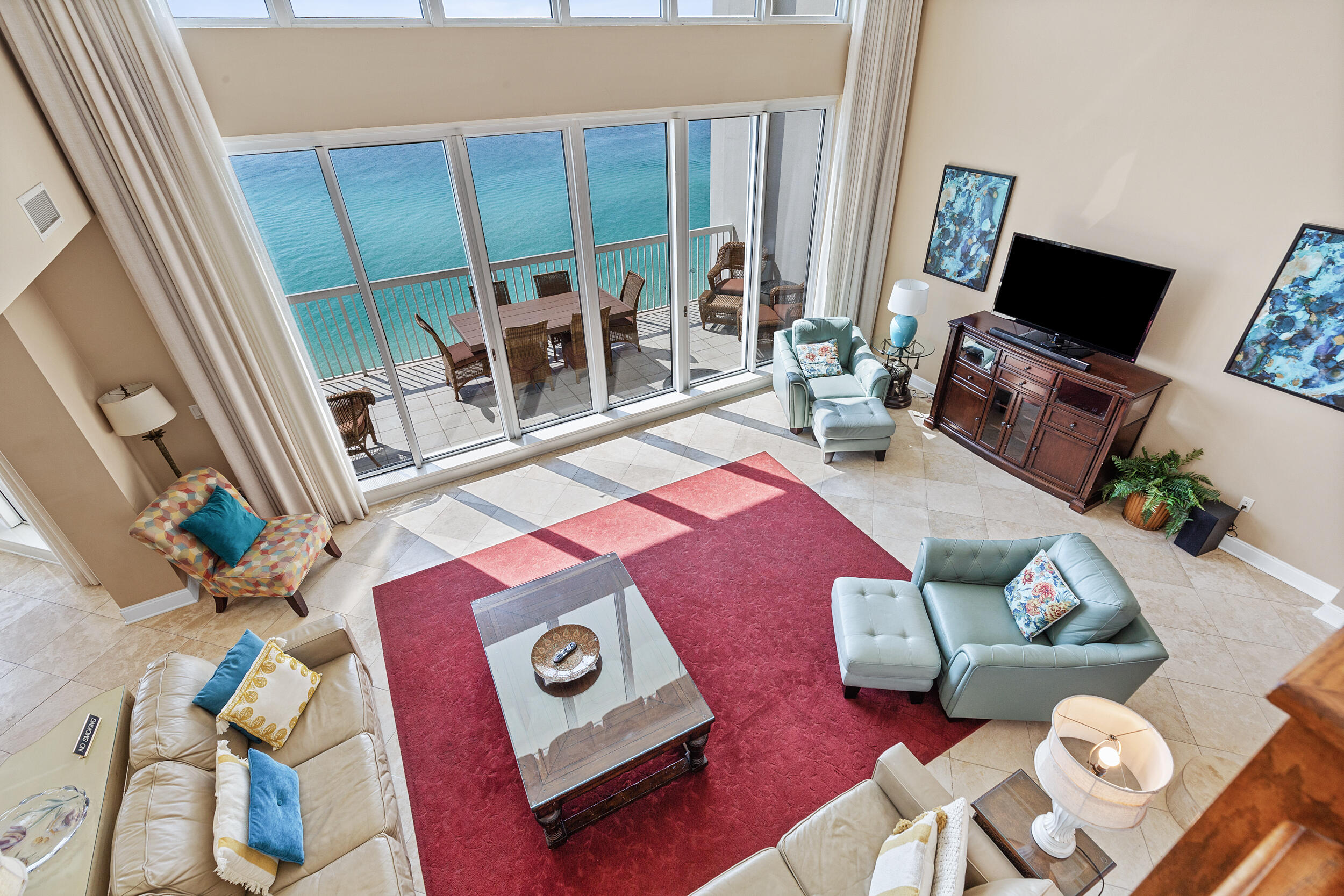 SILVER BEACH TOWERS - Residential