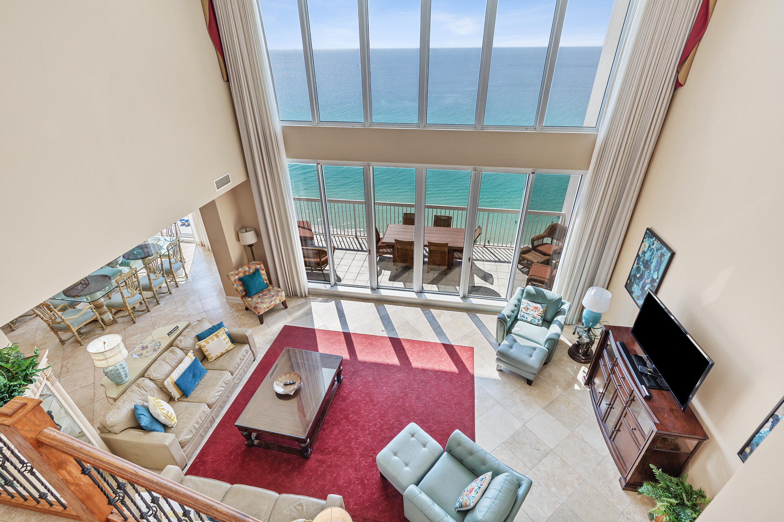 SILVER BEACH TOWERS - Residential