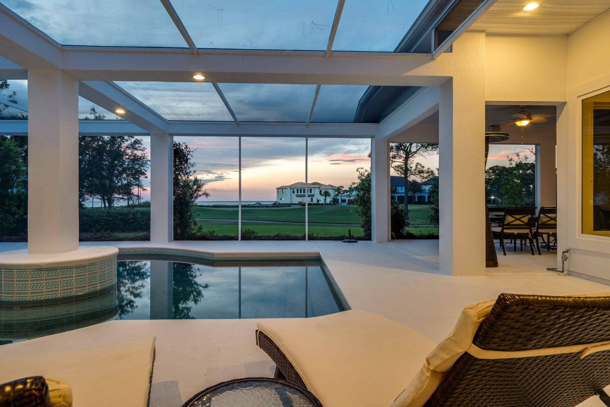 BURNT PINE - Residential