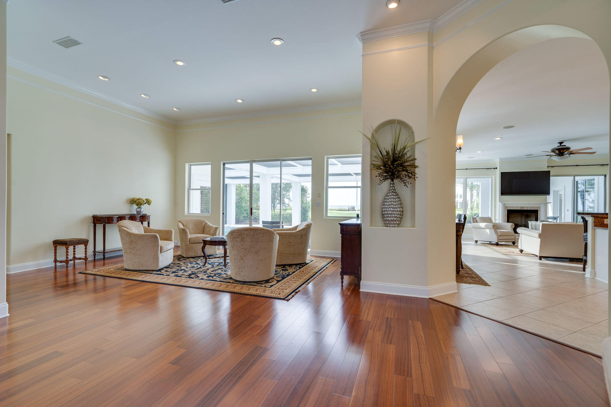 BURNT PINE - Residential