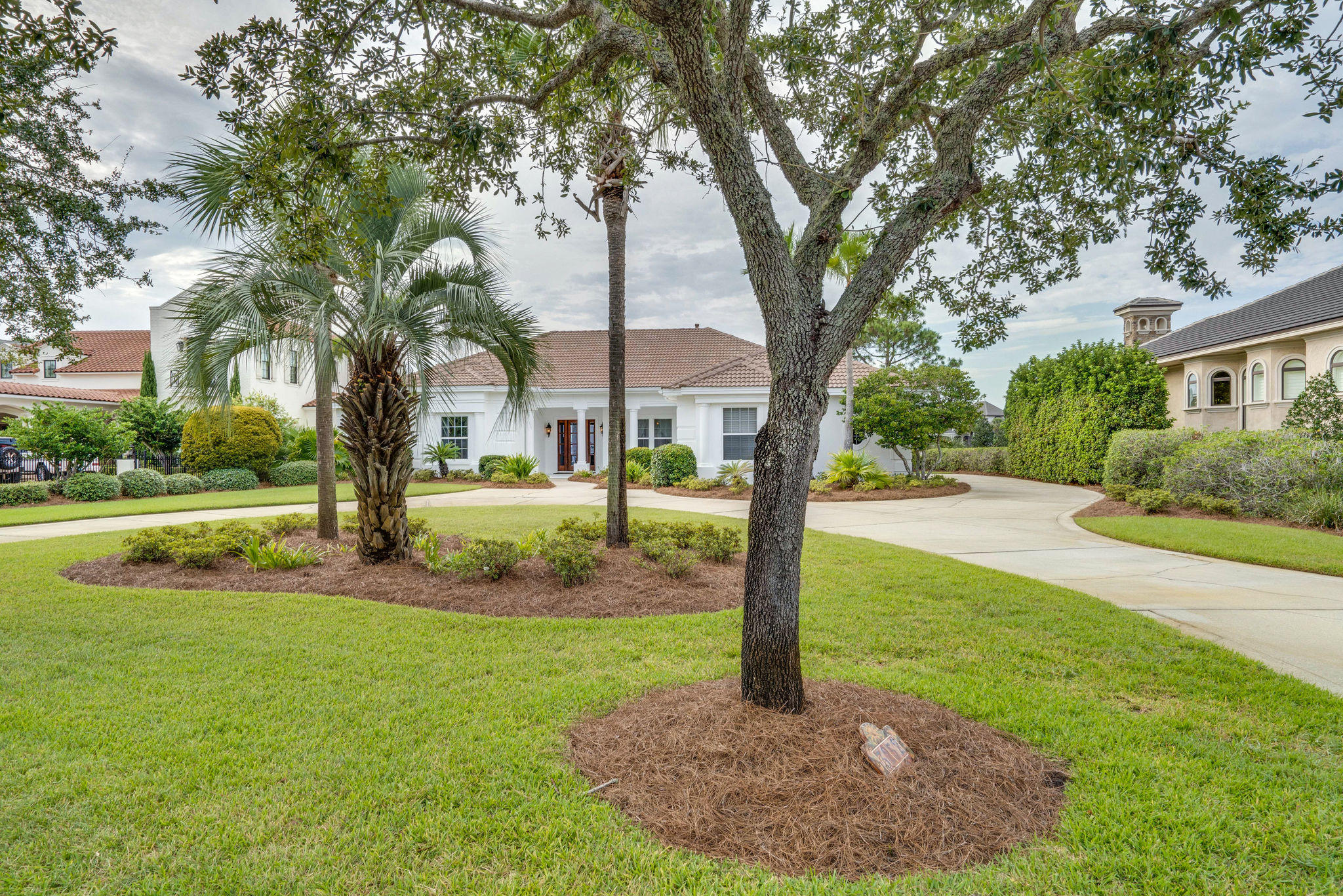 BURNT PINE - Residential