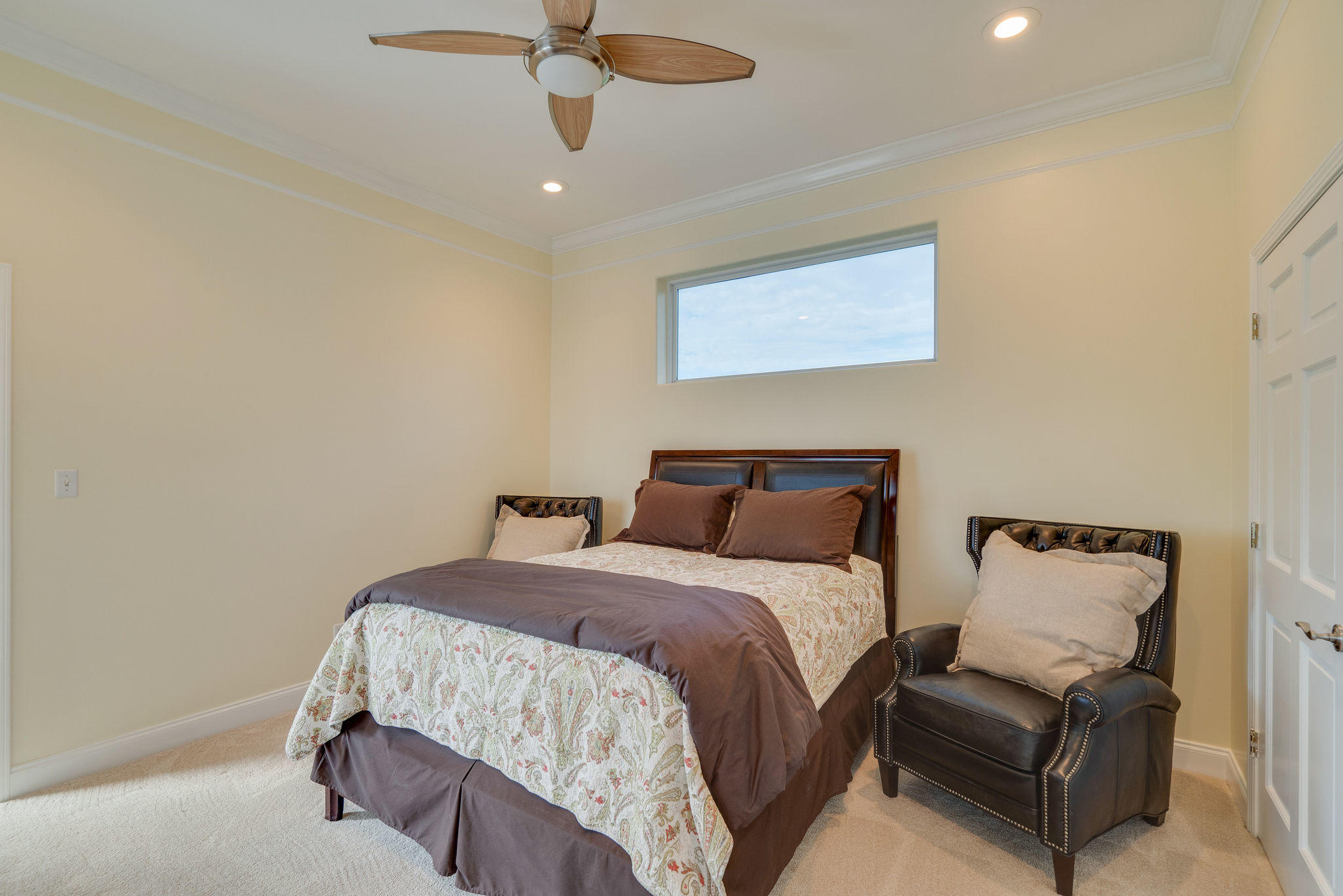 BURNT PINE - Residential