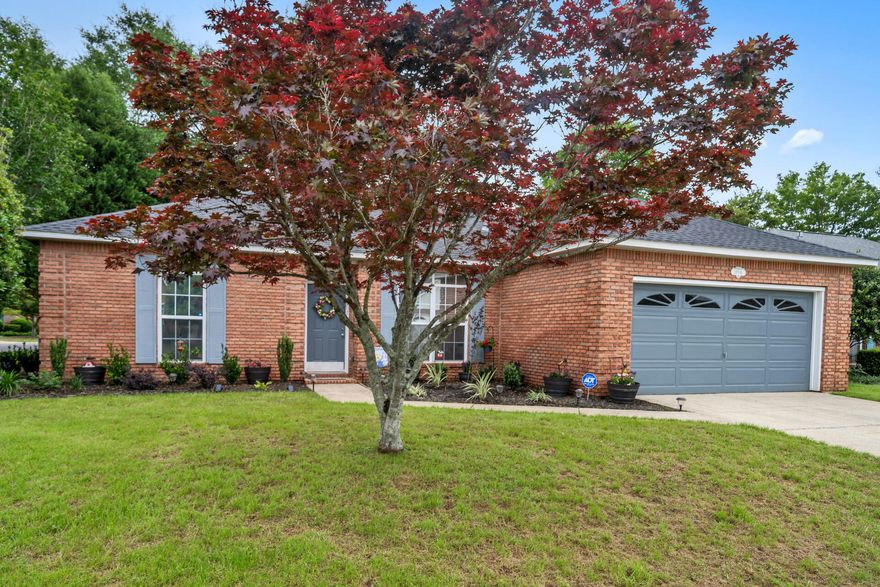 Privacy & Convenience await at this well maintained all brick, three bedroom +plus home with a fully fenced backyard. Located on a corner lot in Parkwood Cove Bluewater Bay. Some of the recent upgrades and renovations include a new roof 2019, dishwasher and microwave 2019. water heater 2018. stove 2022 and irrigation pump 2022. This beautiful home is conveniently located close to schools, grocery, restaurants, shopping, military bases. Come and see!