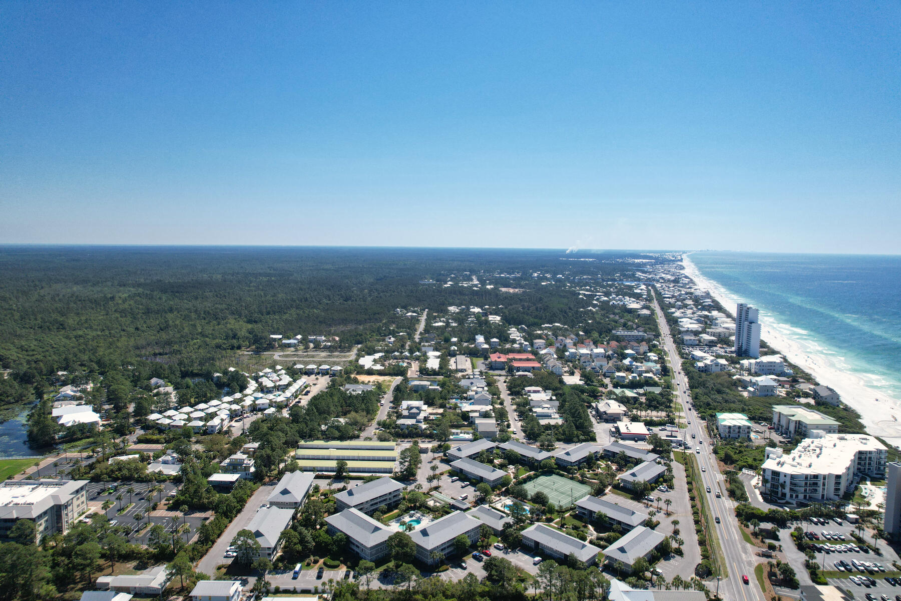 BEACHWOOD VILLAS CONDO - Residential
