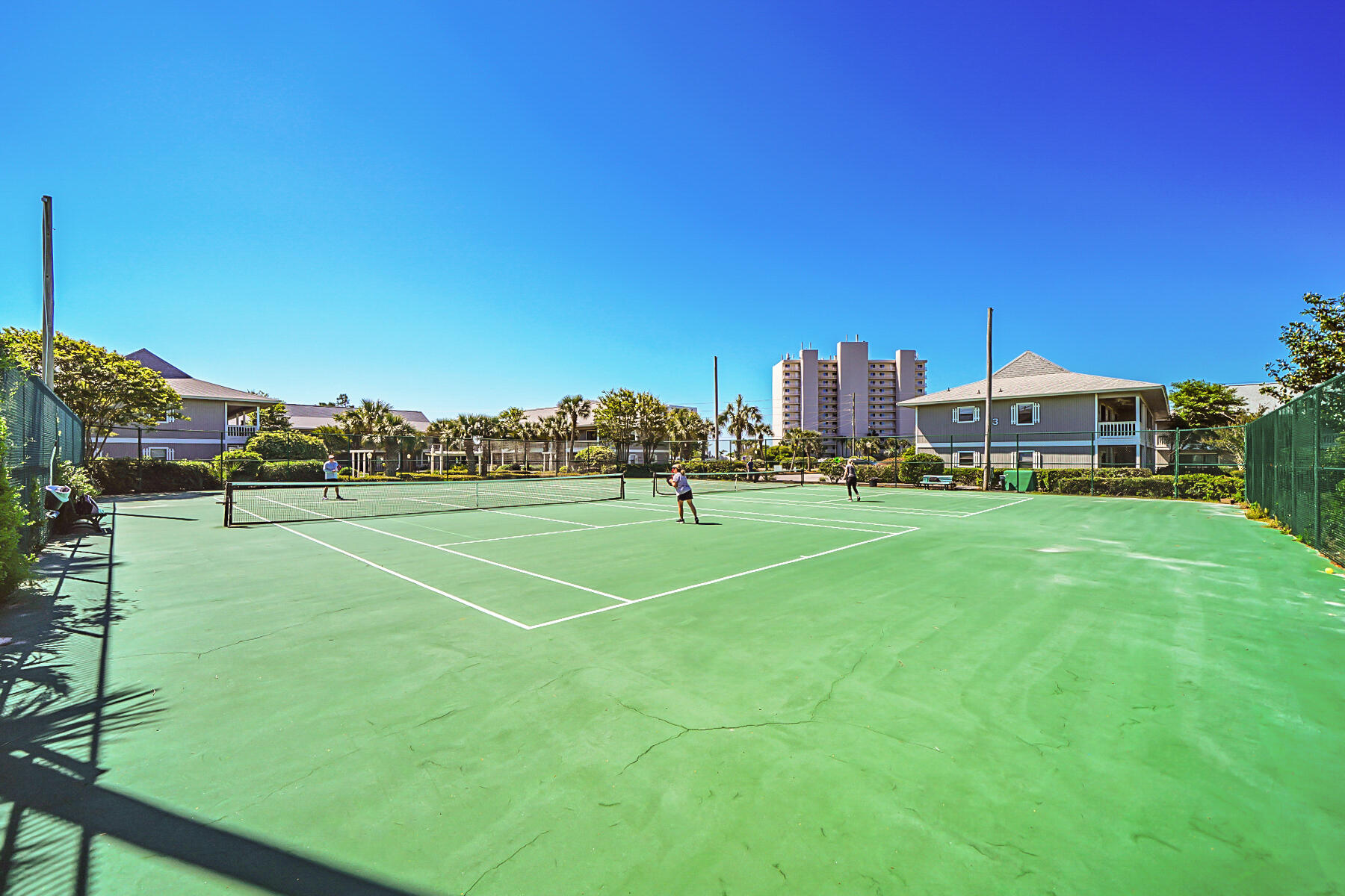 BEACHWOOD VILLAS CONDO - Residential
