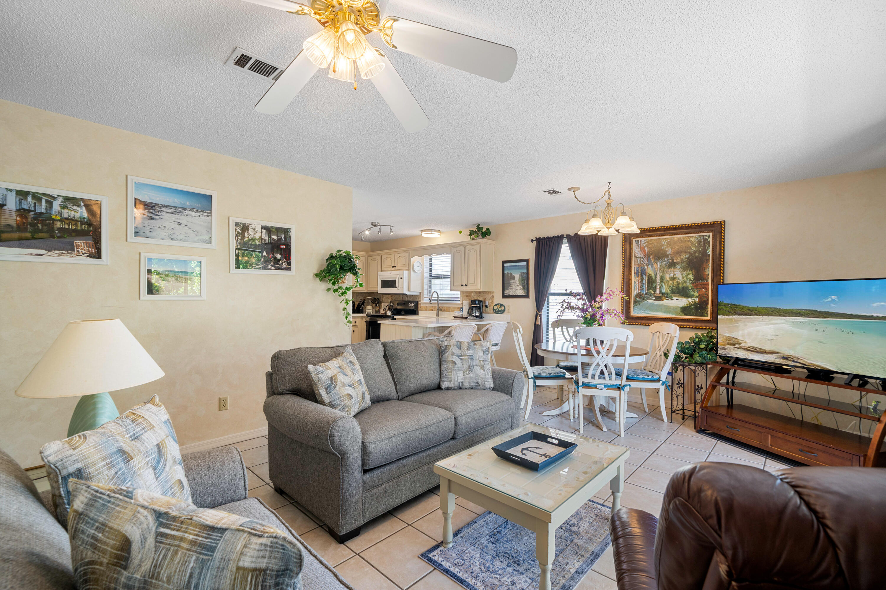 BEACHWOOD VILLAS CONDO - Residential