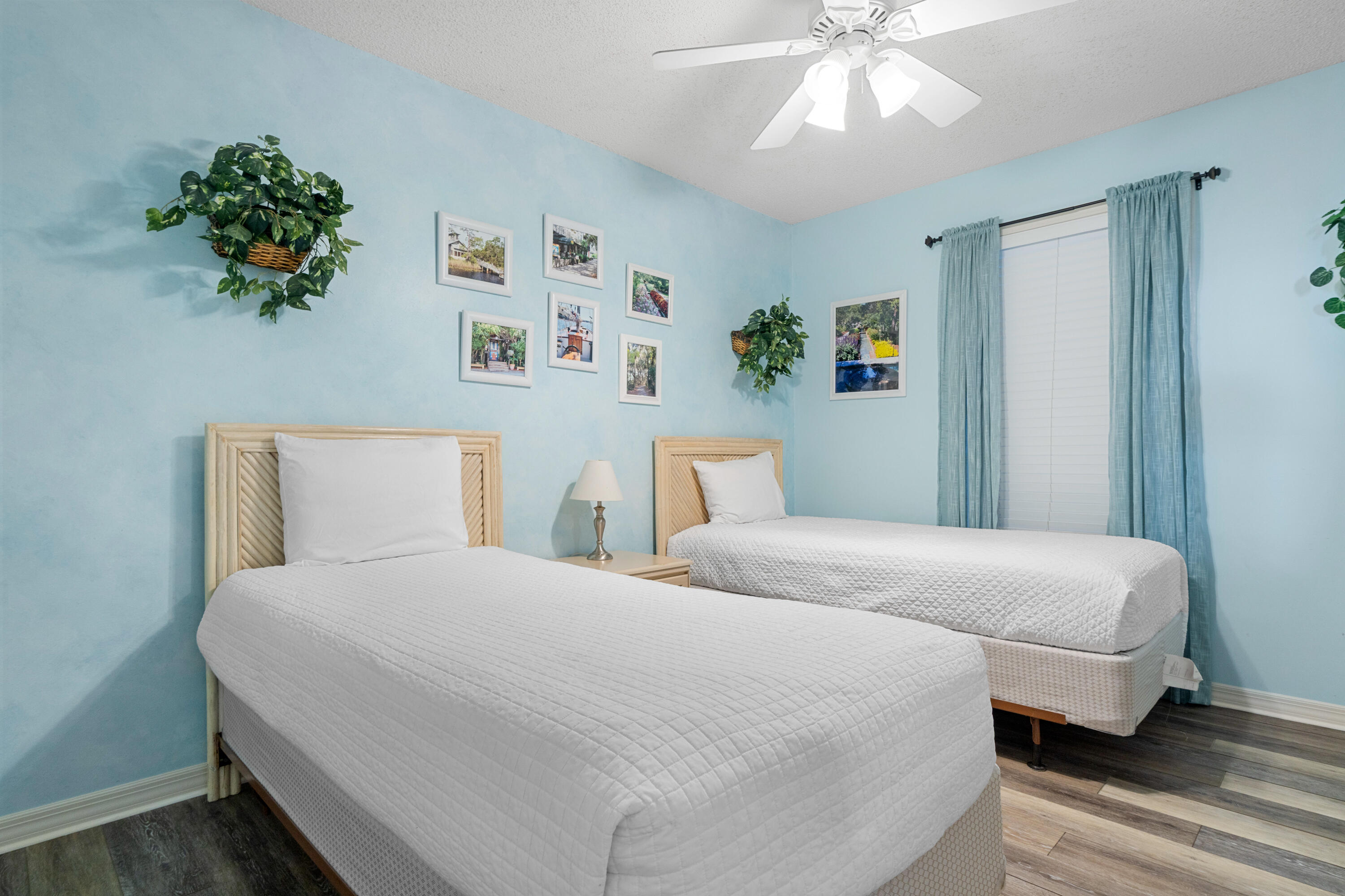 BEACHWOOD VILLAS CONDO - Residential