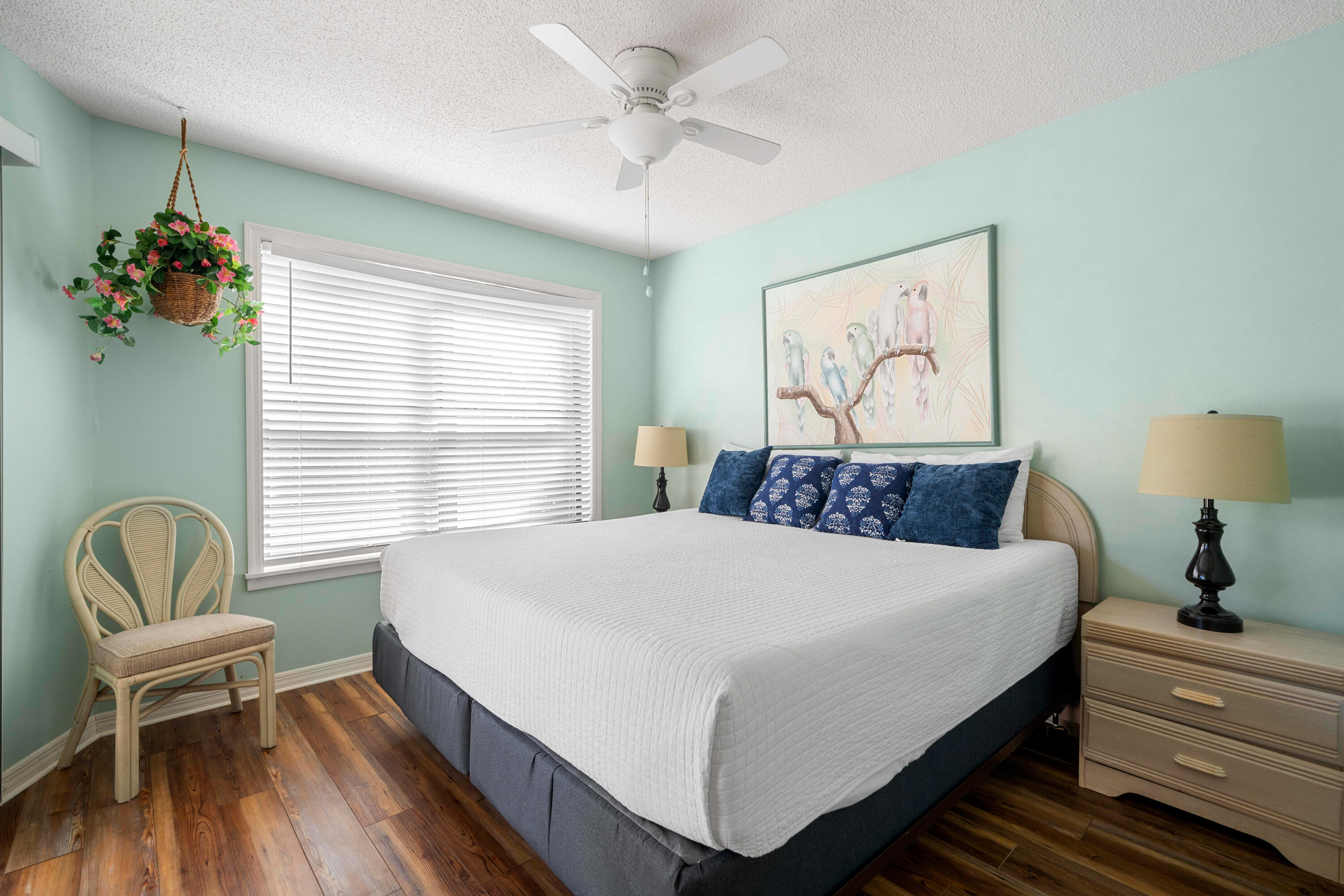 BEACHWOOD VILLAS CONDO - Residential