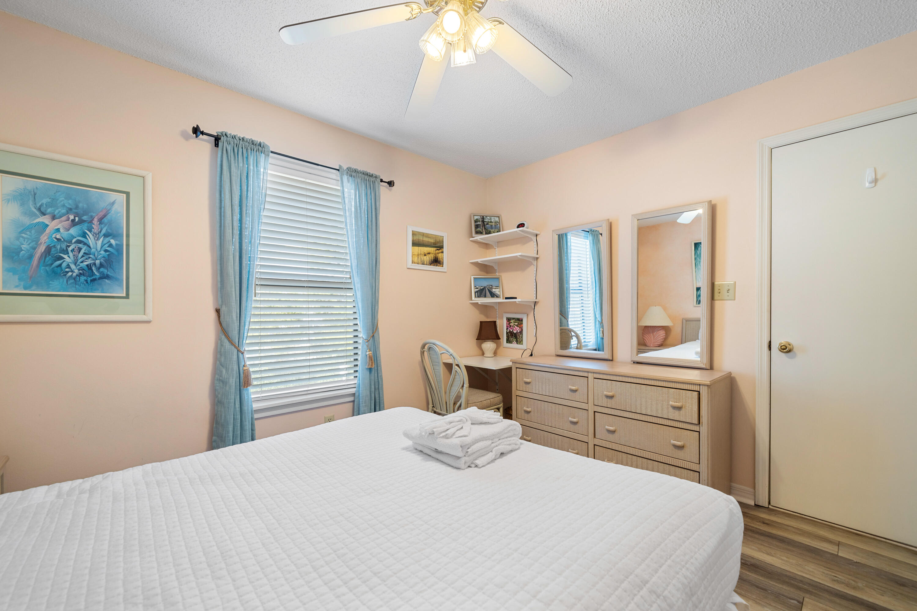 BEACHWOOD VILLAS CONDO - Residential