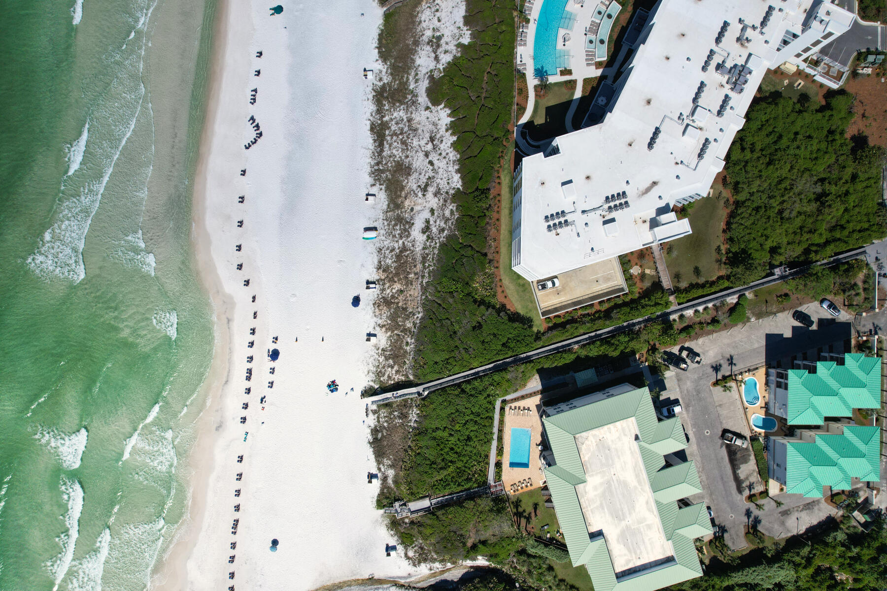 BEACHWOOD VILLAS CONDO - Residential