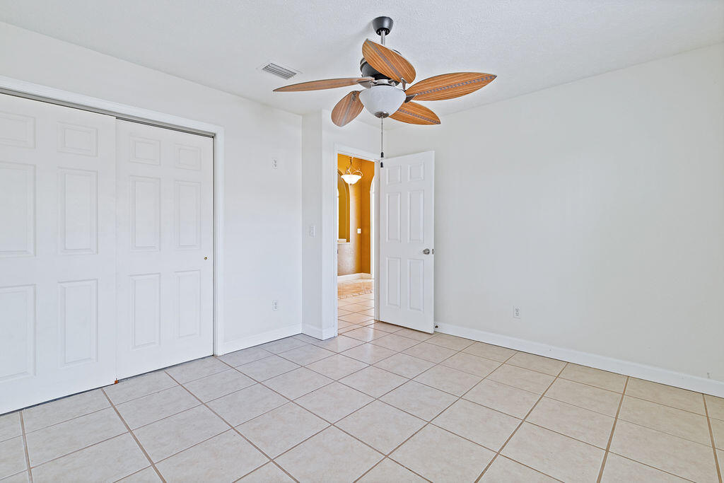 GULF HIGHLANDS UNIT 2 - Residential Lease