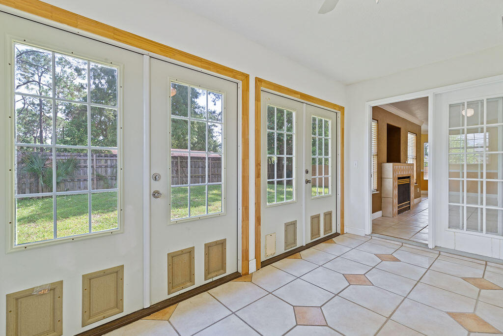 GULF HIGHLANDS UNIT 2 - Residential Lease