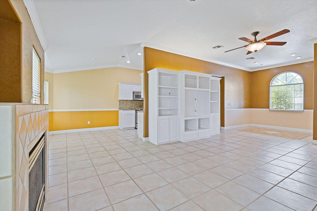 GULF HIGHLANDS UNIT 2 - Residential Lease