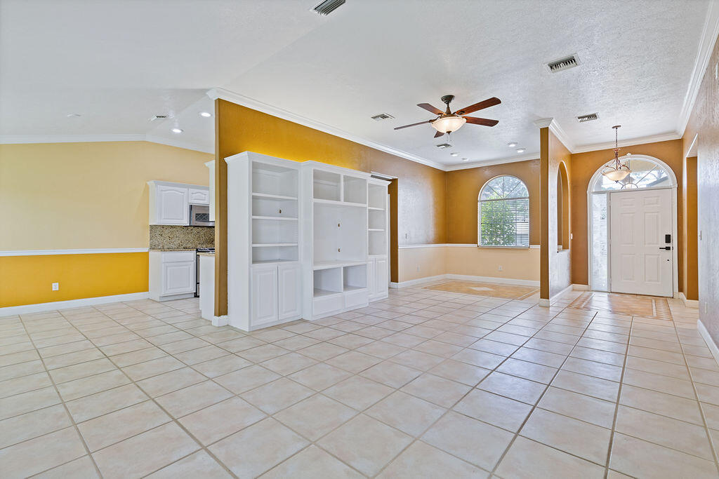 GULF HIGHLANDS UNIT 2 - Residential Lease
