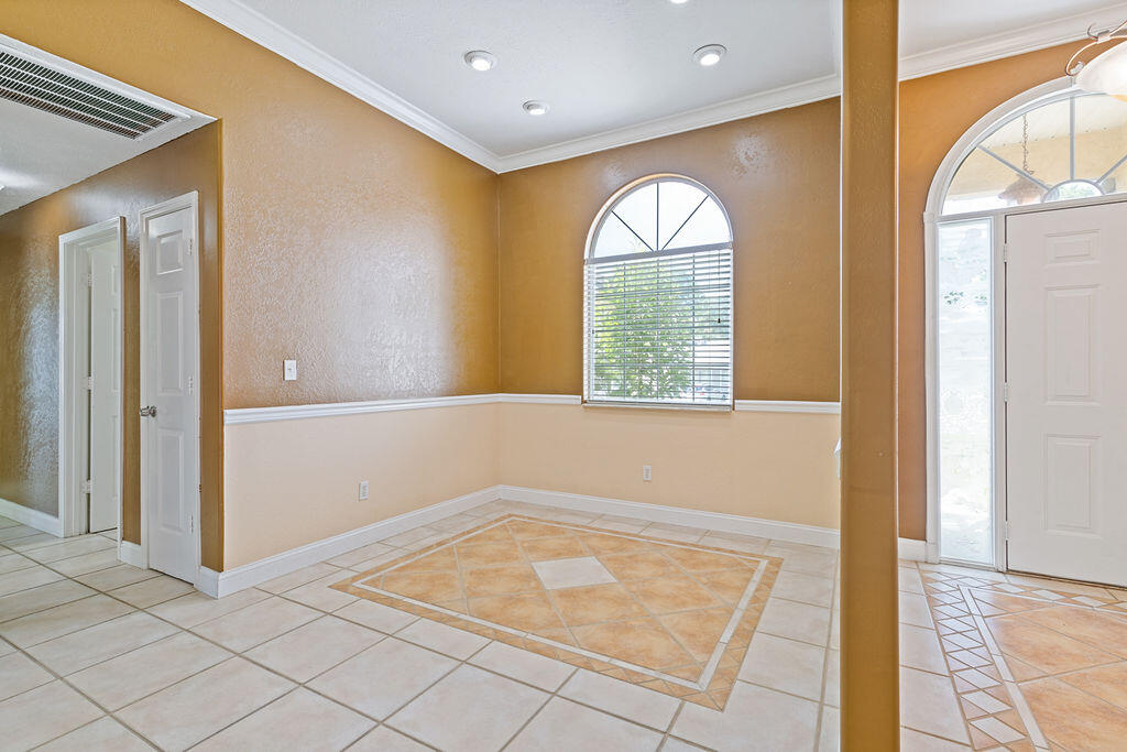 GULF HIGHLANDS UNIT 2 - Residential Lease