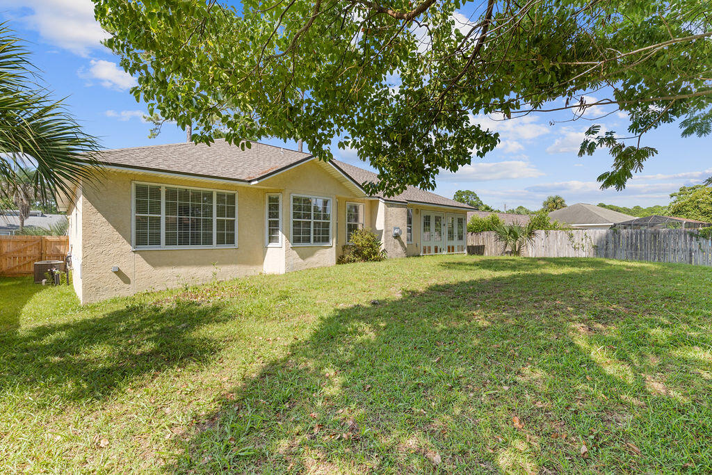 GULF HIGHLANDS UNIT 2 - Residential Lease