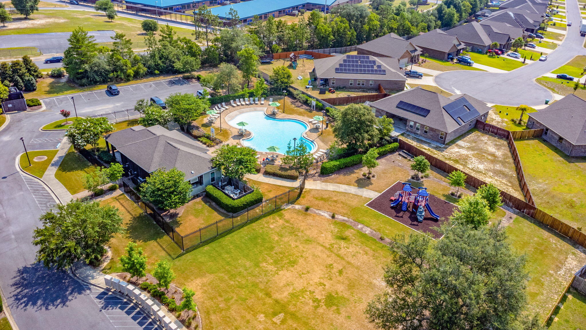 REDSTONE COMMONS - Residential