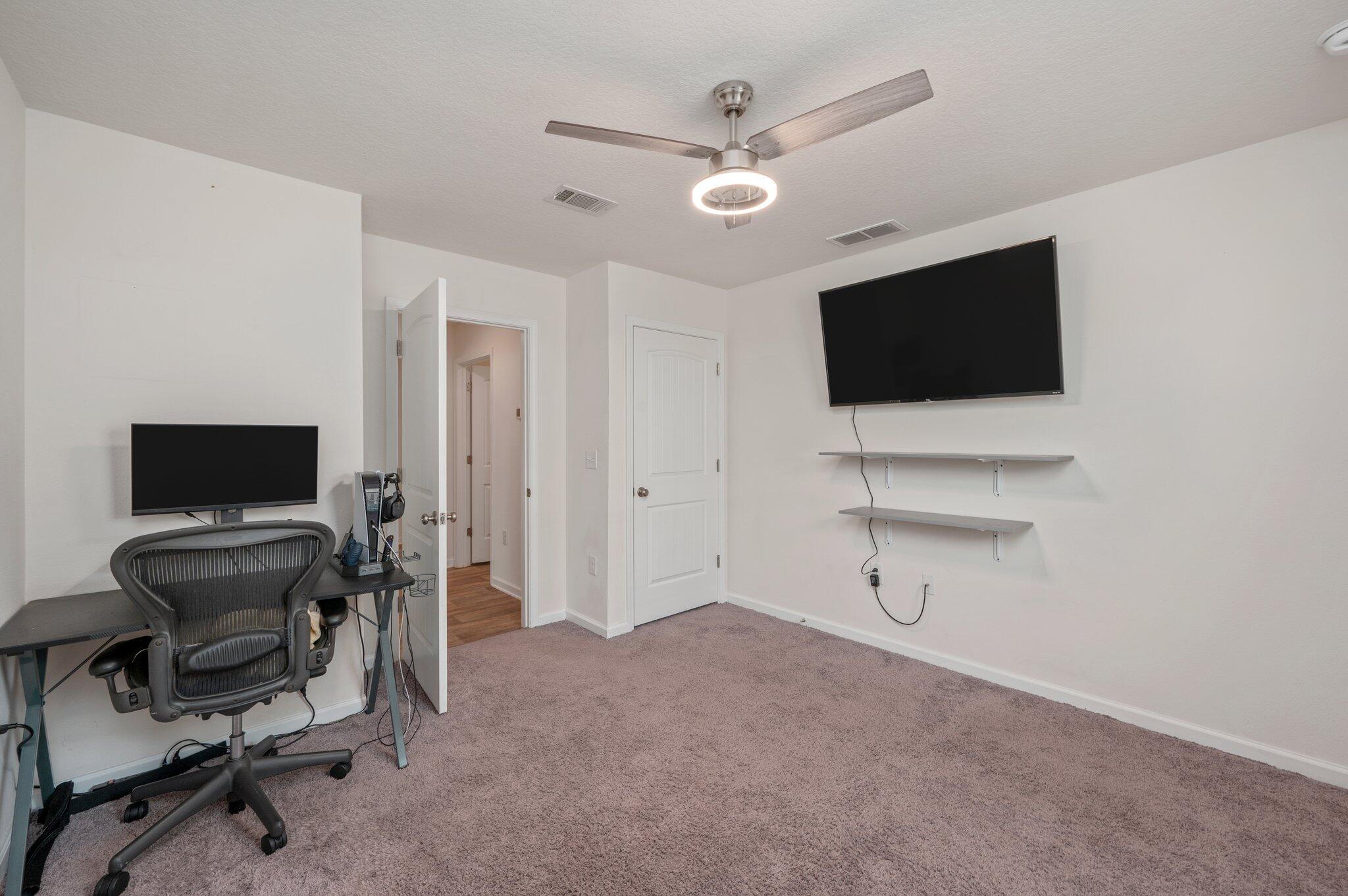 REDSTONE COMMONS - Residential