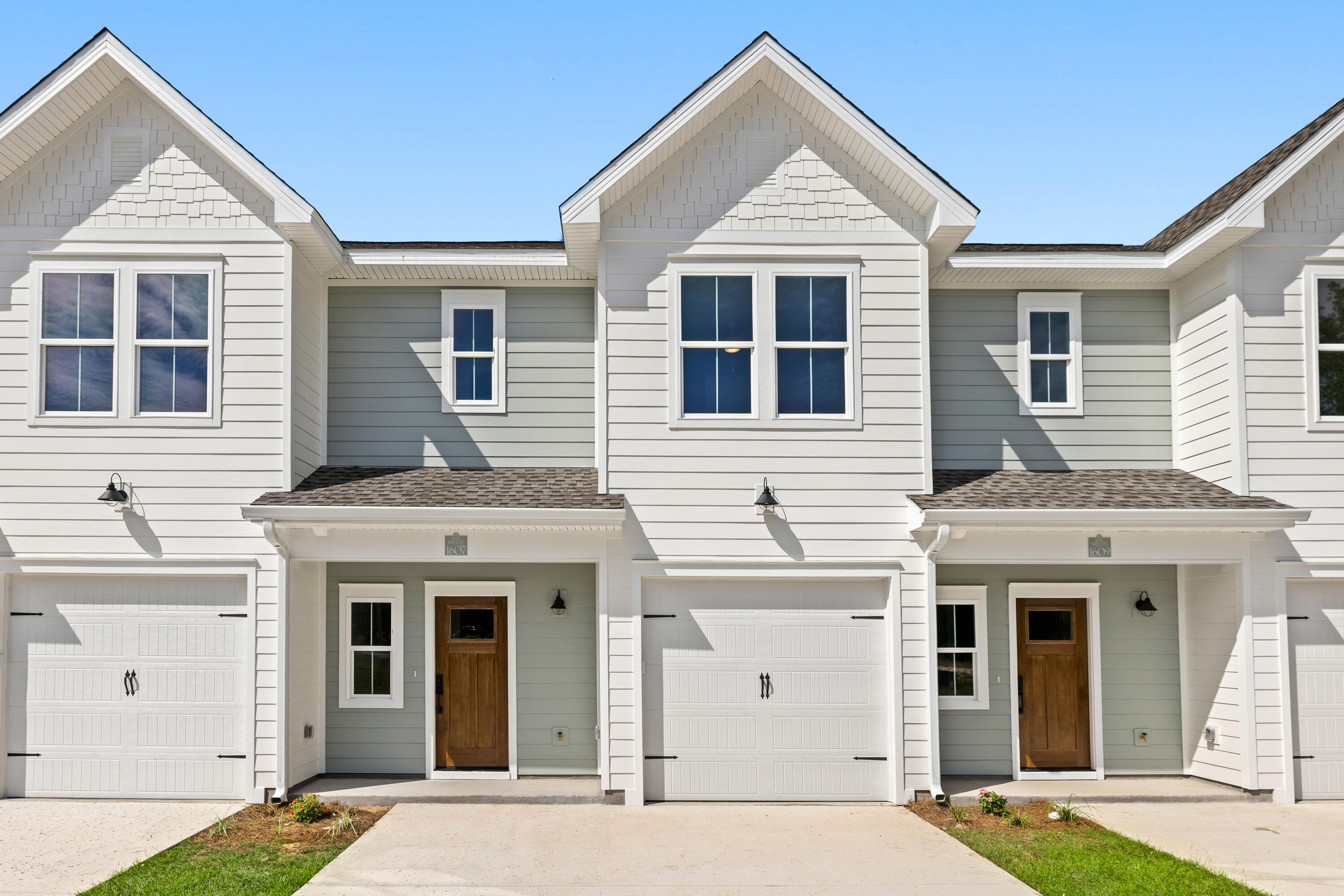 Now available for rental. These townhomes have the location in Bluewater that provides easy access to Hwy 20 which leads to base or to Midbay bridge and the beaches. These upgraded townhomes come with all the great new finishes, LVP flooring throughout both floors, laundry room located upstairs, quartz countertops through out and the primary bath has large tiled shower and glass door. The kitchen has a full slate of stainless steel appliances including refrigerator. Downstairs you have 1/2 bath, family area, dining area and kitchen, the upstairs has primary and 2 additional bedrooms all of good size and large closets. Garage will handle large SUV. Let's connect for private showing!