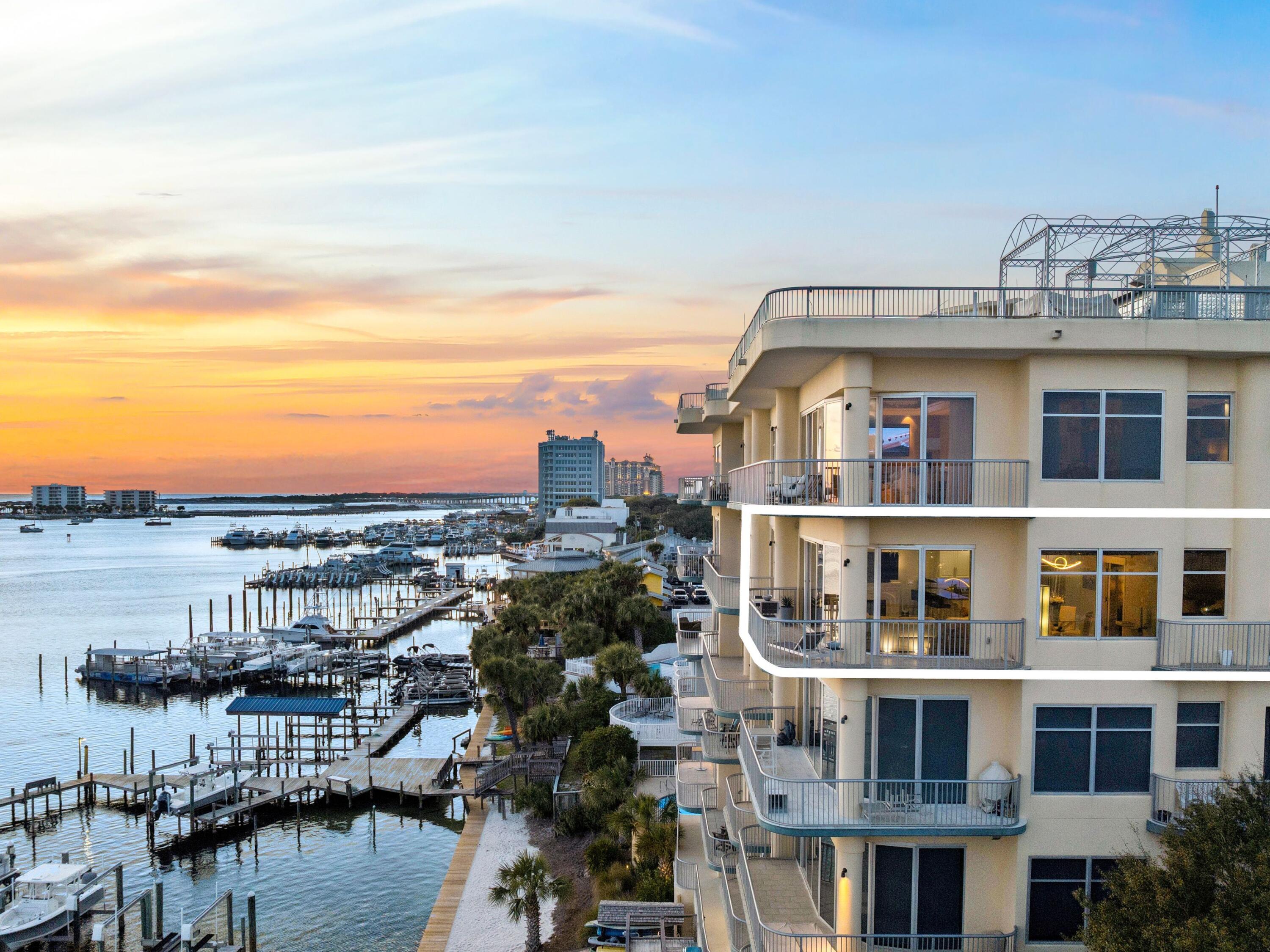 DESTIN HARBOR PLACE - Residential
