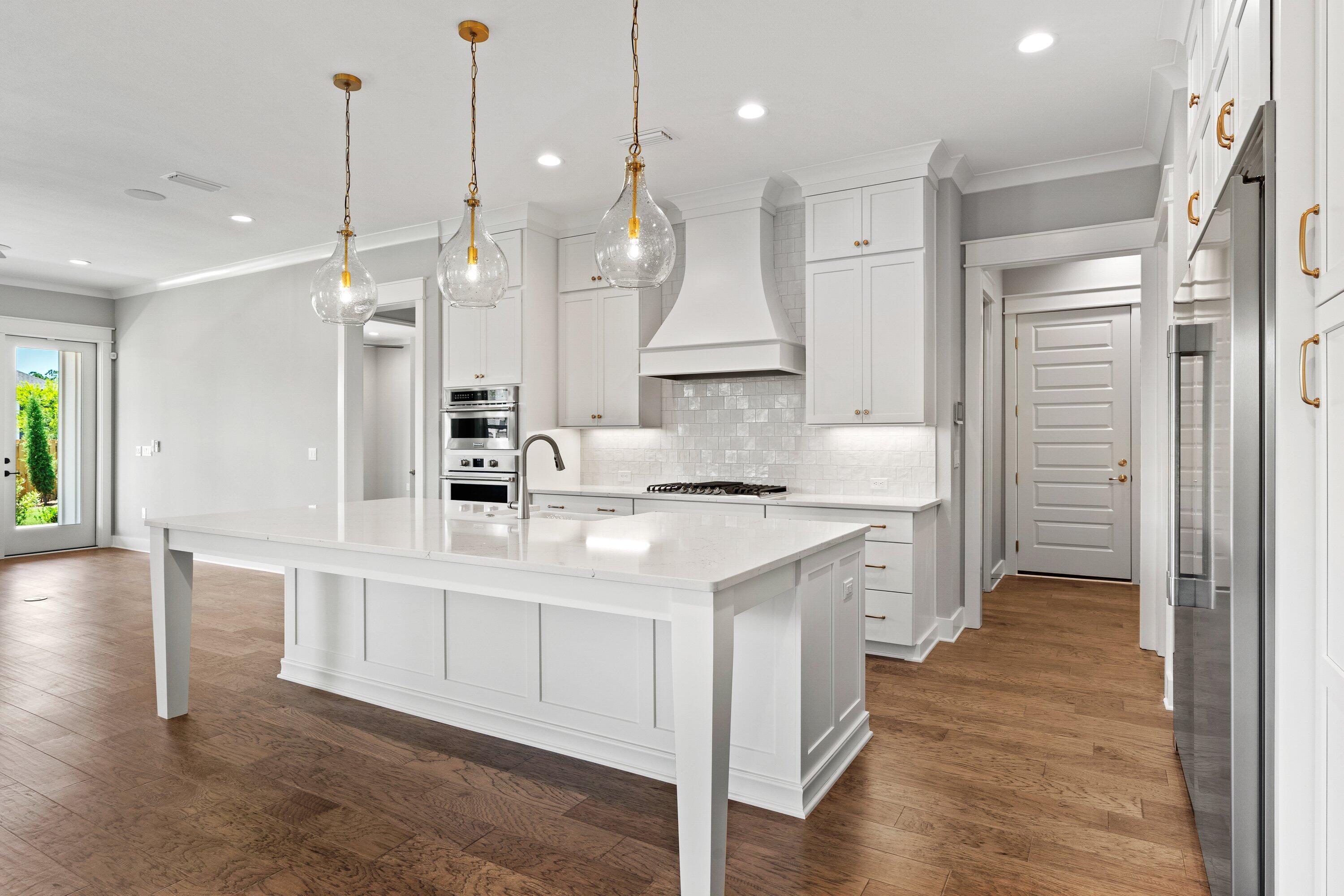 HAMMOCK BAY - Residential