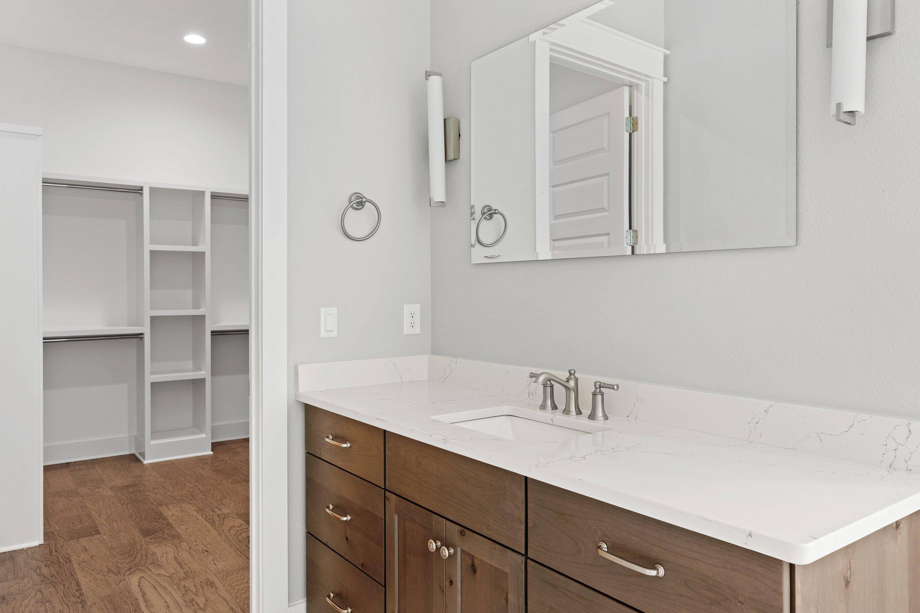 HAMMOCK BAY - Residential