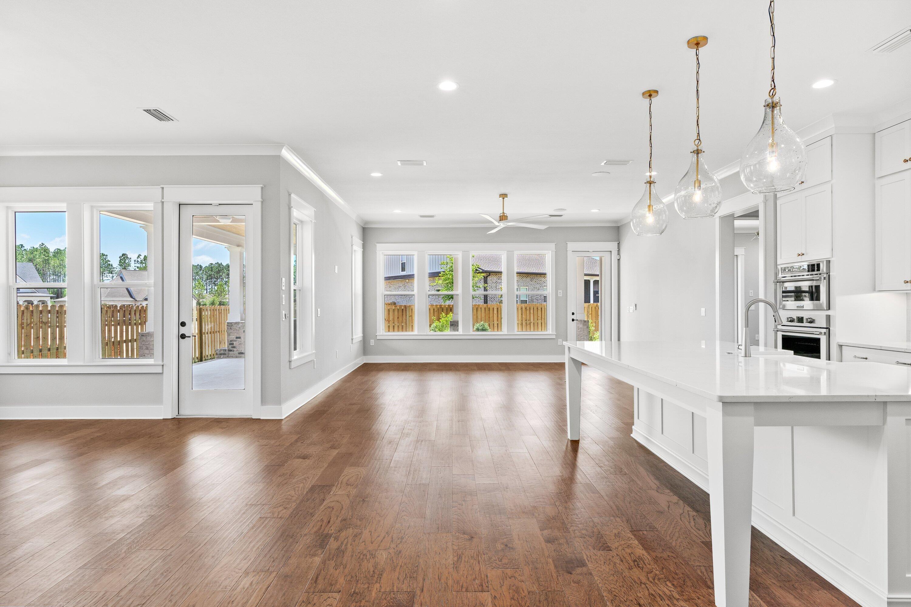 HAMMOCK BAY - Residential