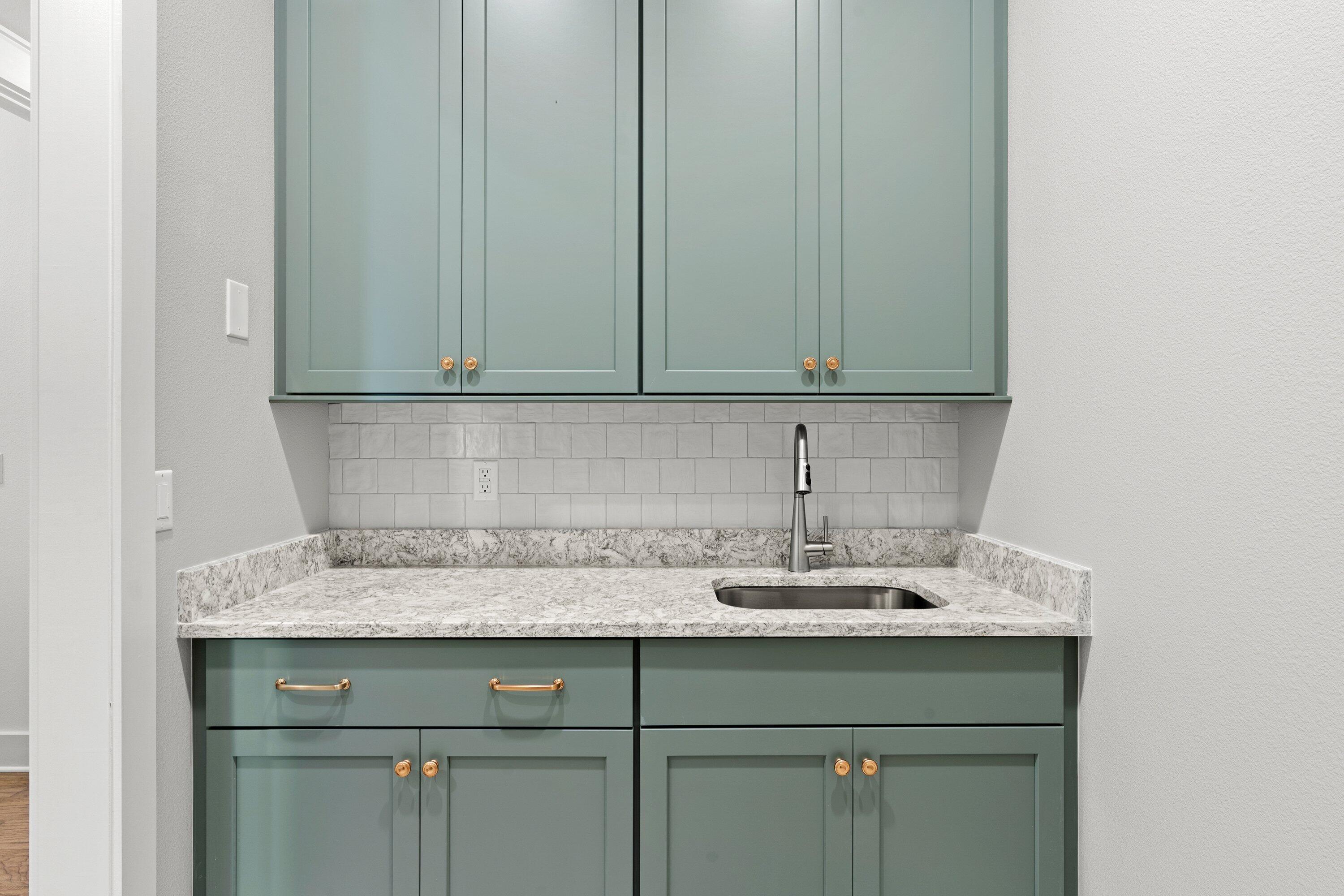 HAMMOCK BAY - Residential