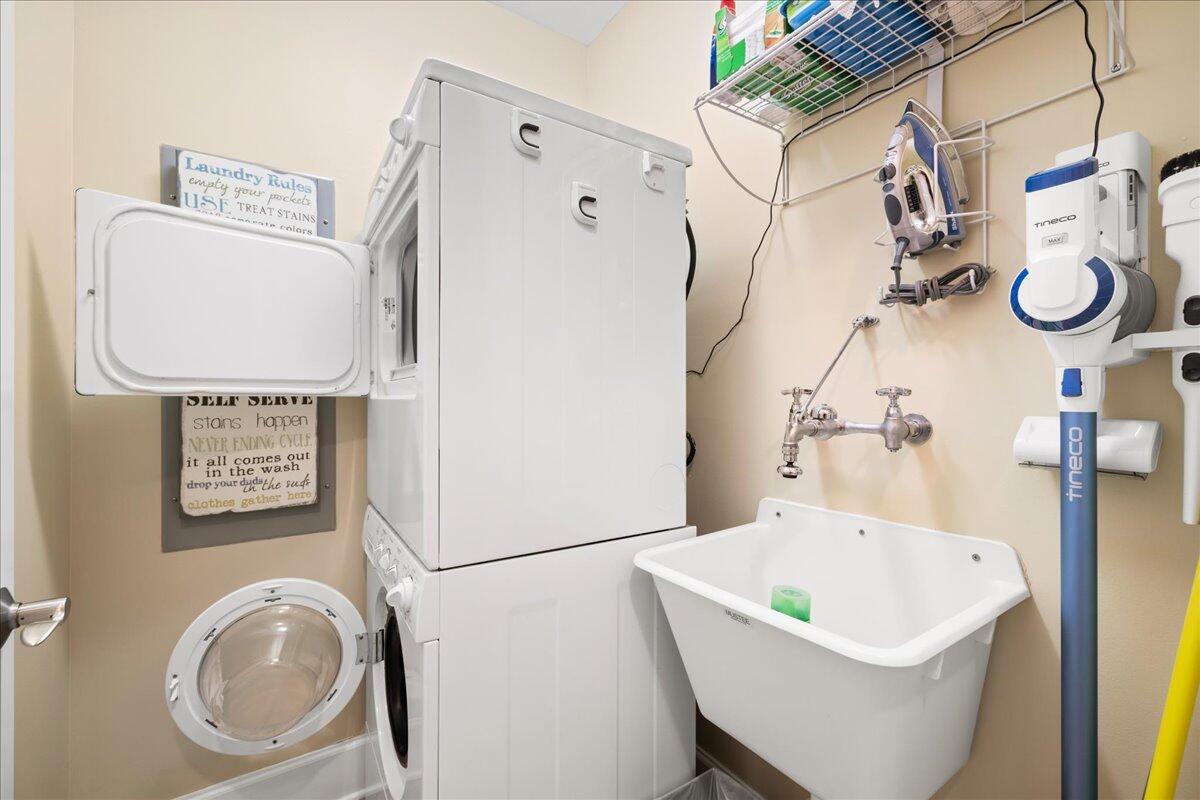 SANCTUARY AT REDFISH - Residential