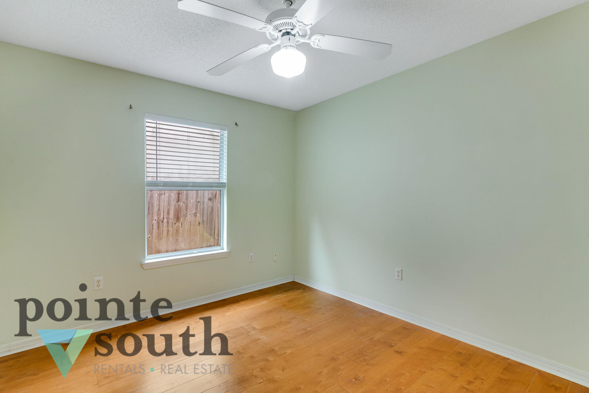HARBOR BREEZE - Residential Lease