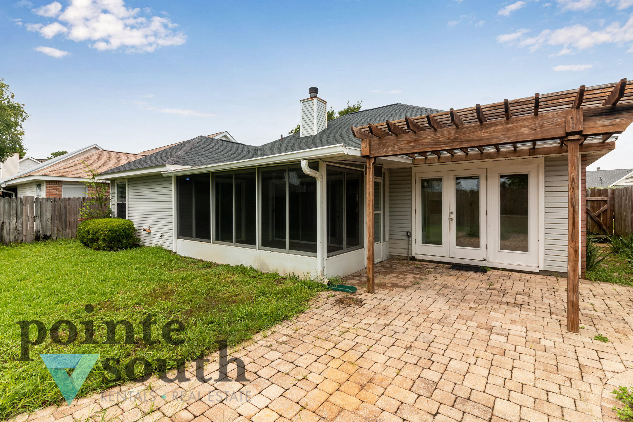 HARBOR BREEZE - Residential Lease
