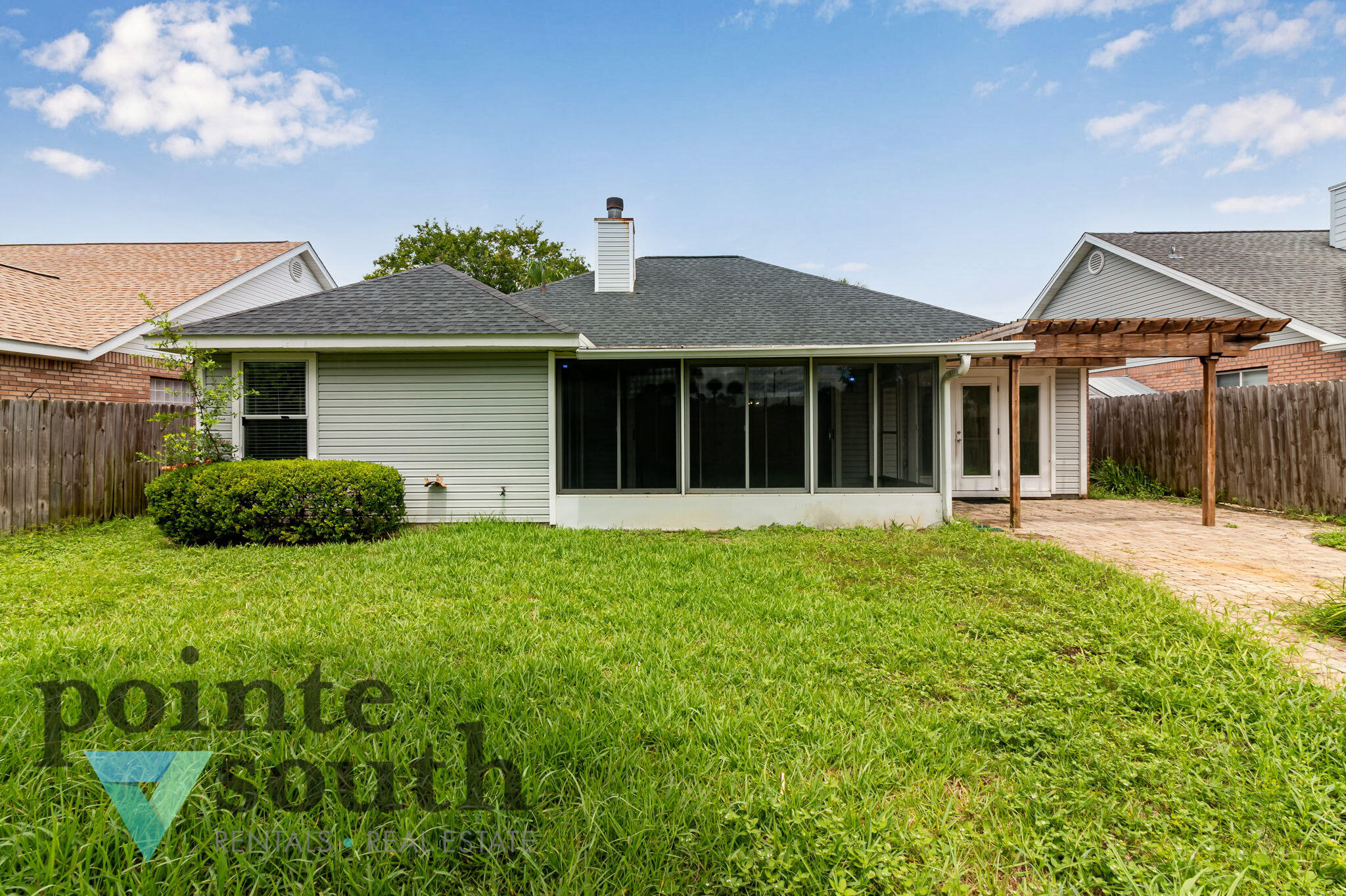 HARBOR BREEZE - Residential Lease