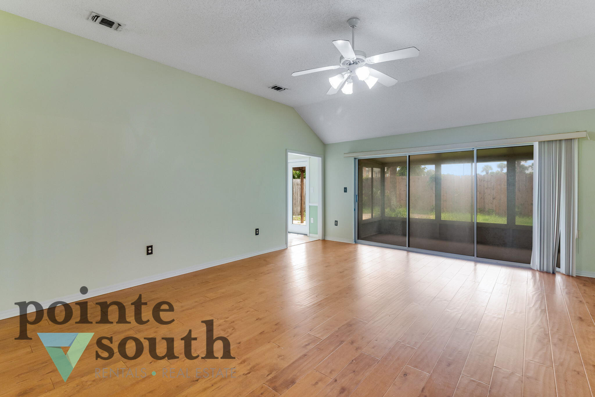 HARBOR BREEZE - Residential Lease
