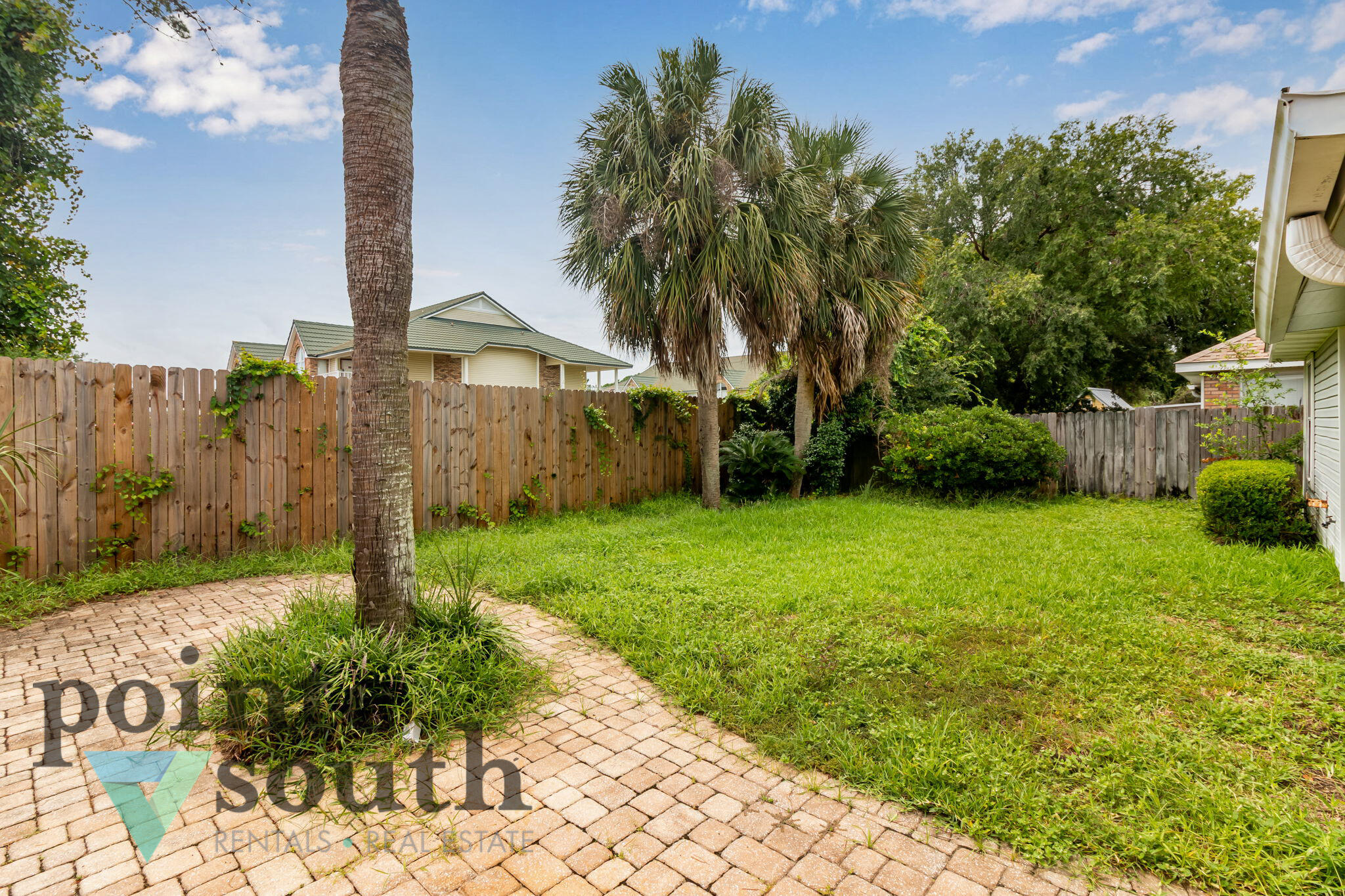HARBOR BREEZE - Residential Lease